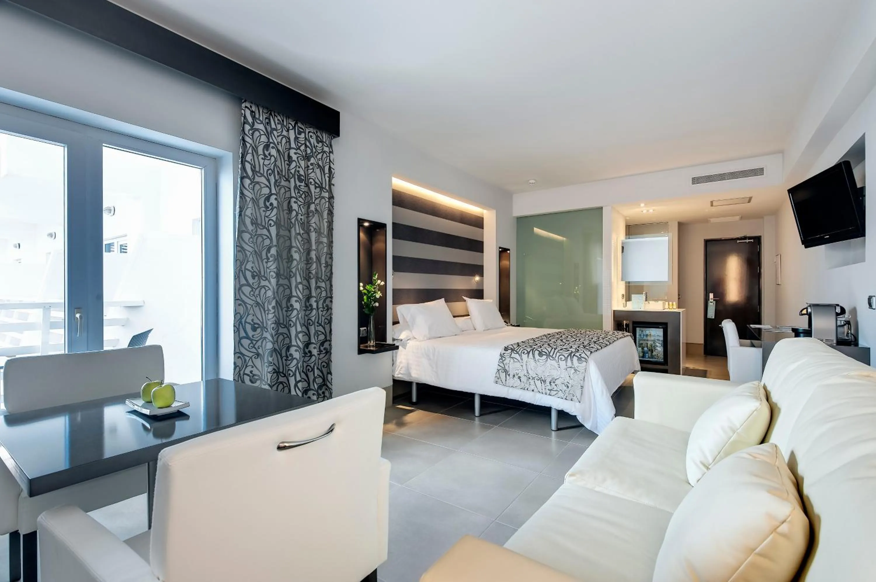 Junior Suite (2 Adults) in Barceló Hamilton Menorca - Adults Only