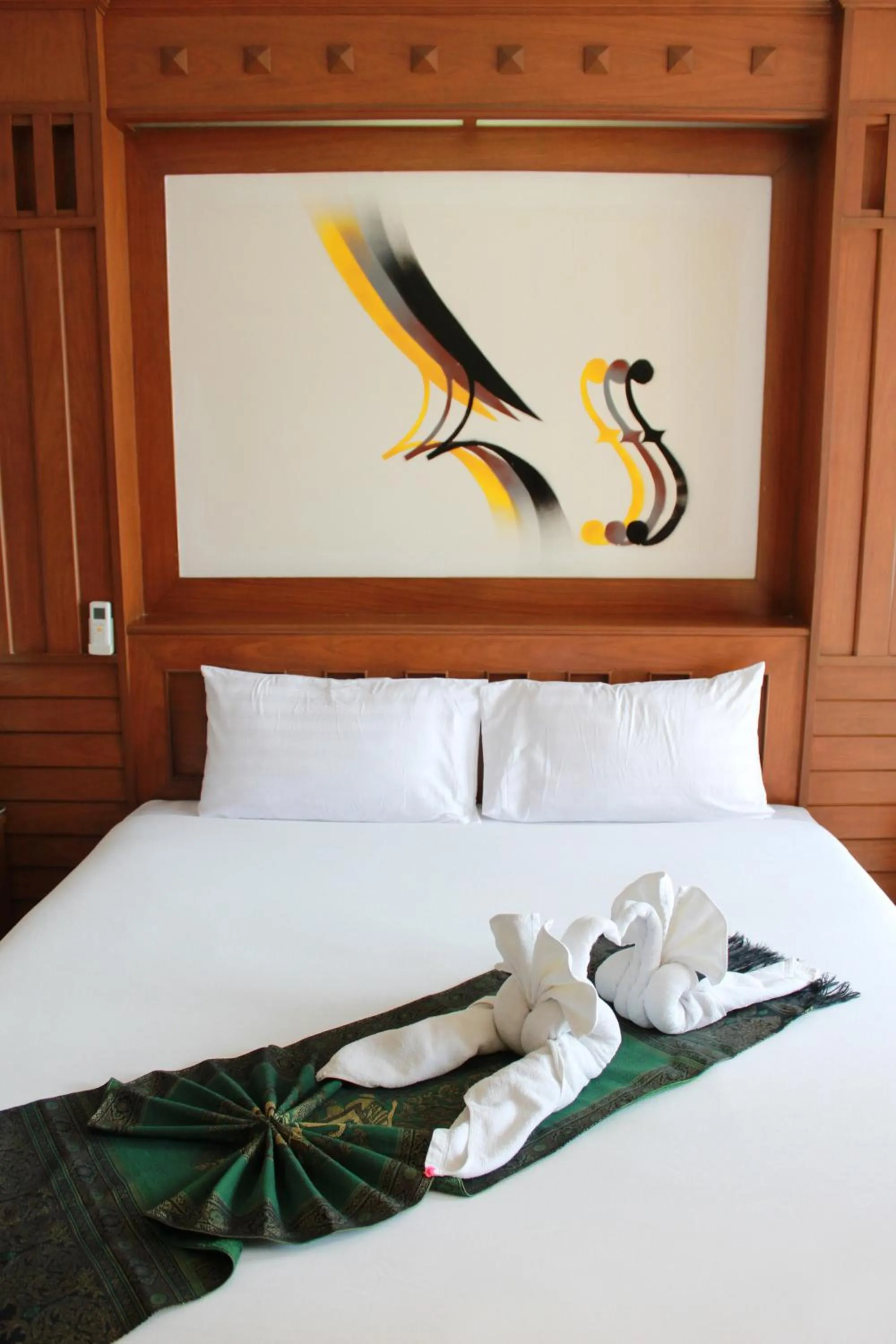 Deluxe Double Room with Balcony in Talya Patong Hotel