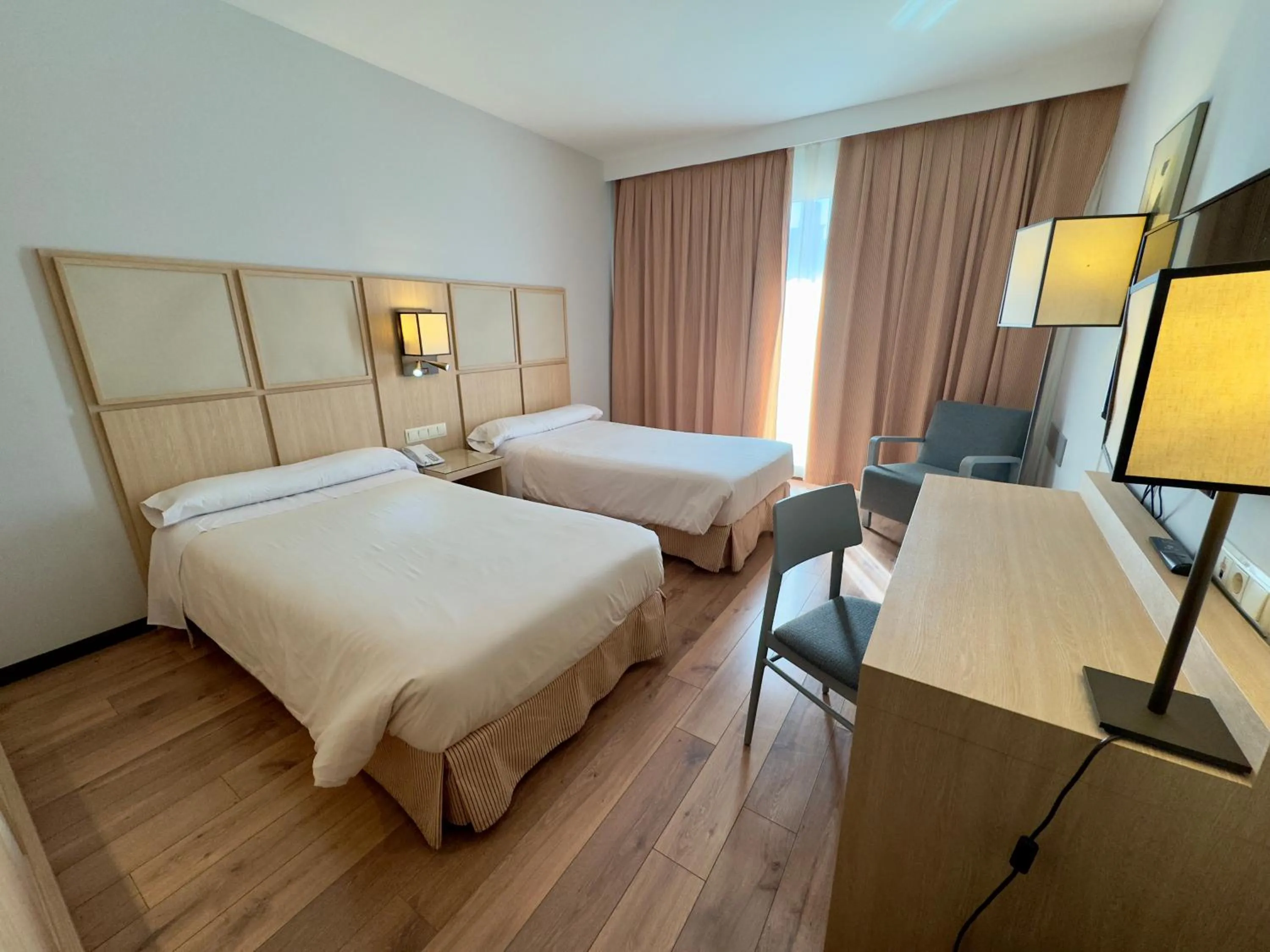 Twin Room in Hotel Isla de La Garena