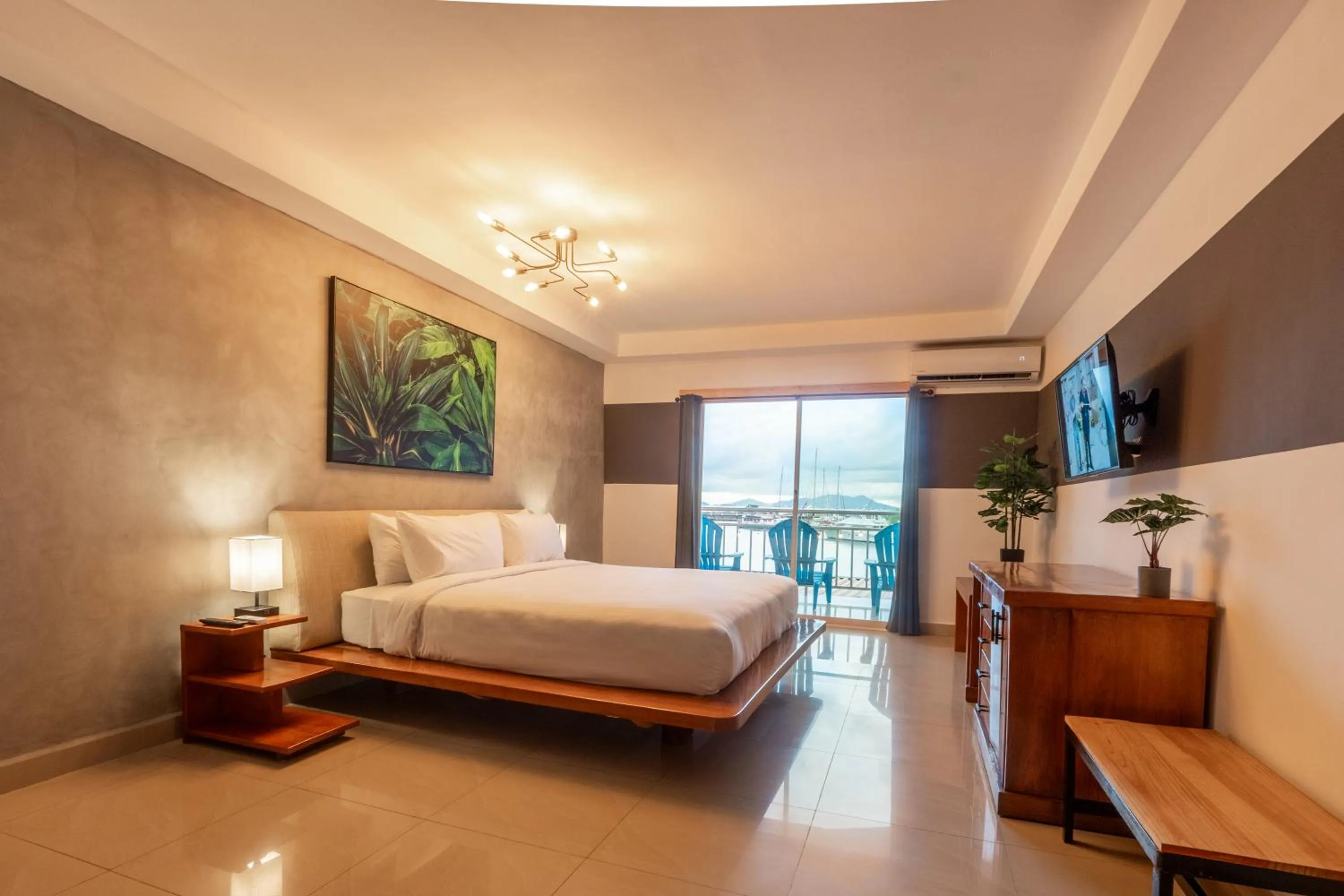 King Room with Balcony - single occupancy in MARINN Tropical Vibes Hotel