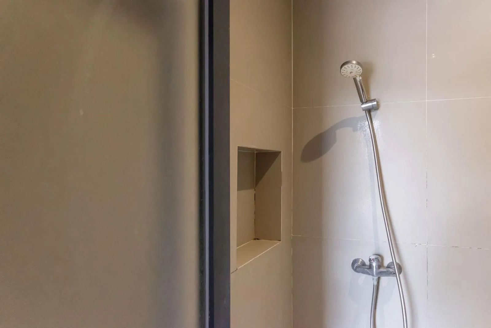 Deluxe Double Room in Mono Coliving Kencana, Surabaya