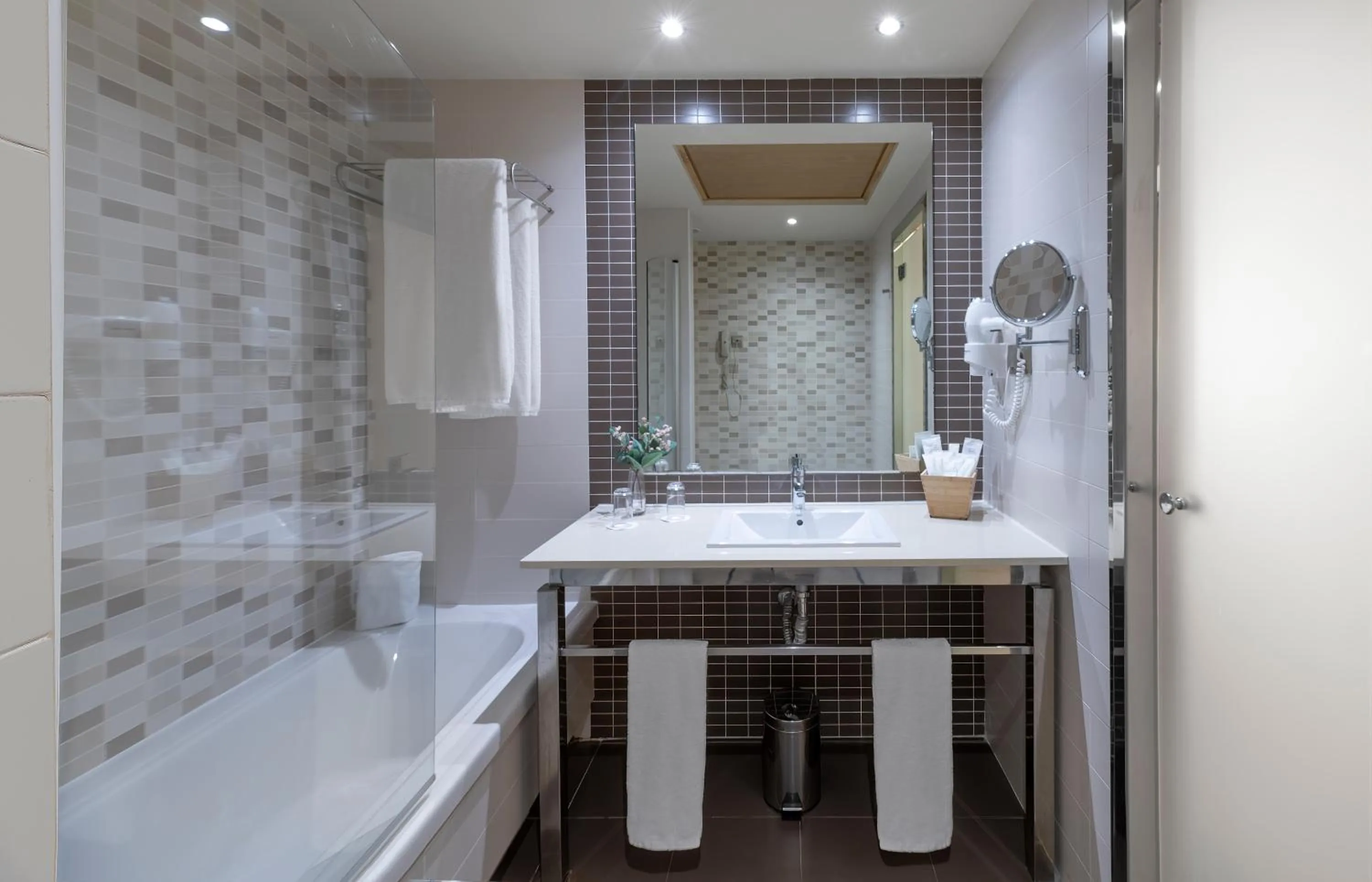 Family Room with Side Sea View in Elba Carlota Beach & Golf Resort