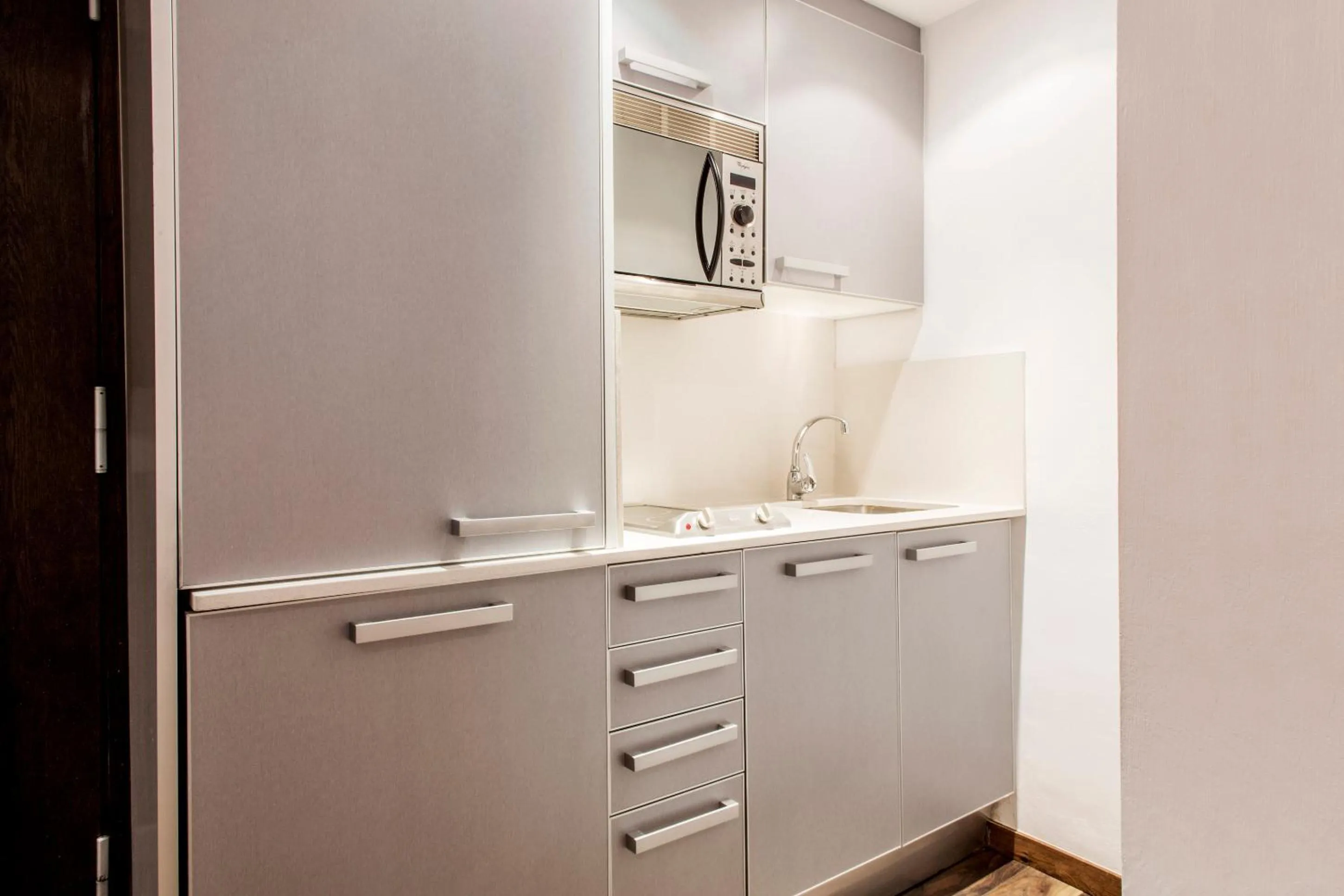 Standard Studio with Terrace (2 Adults) in Barcelona Apartment Aramunt