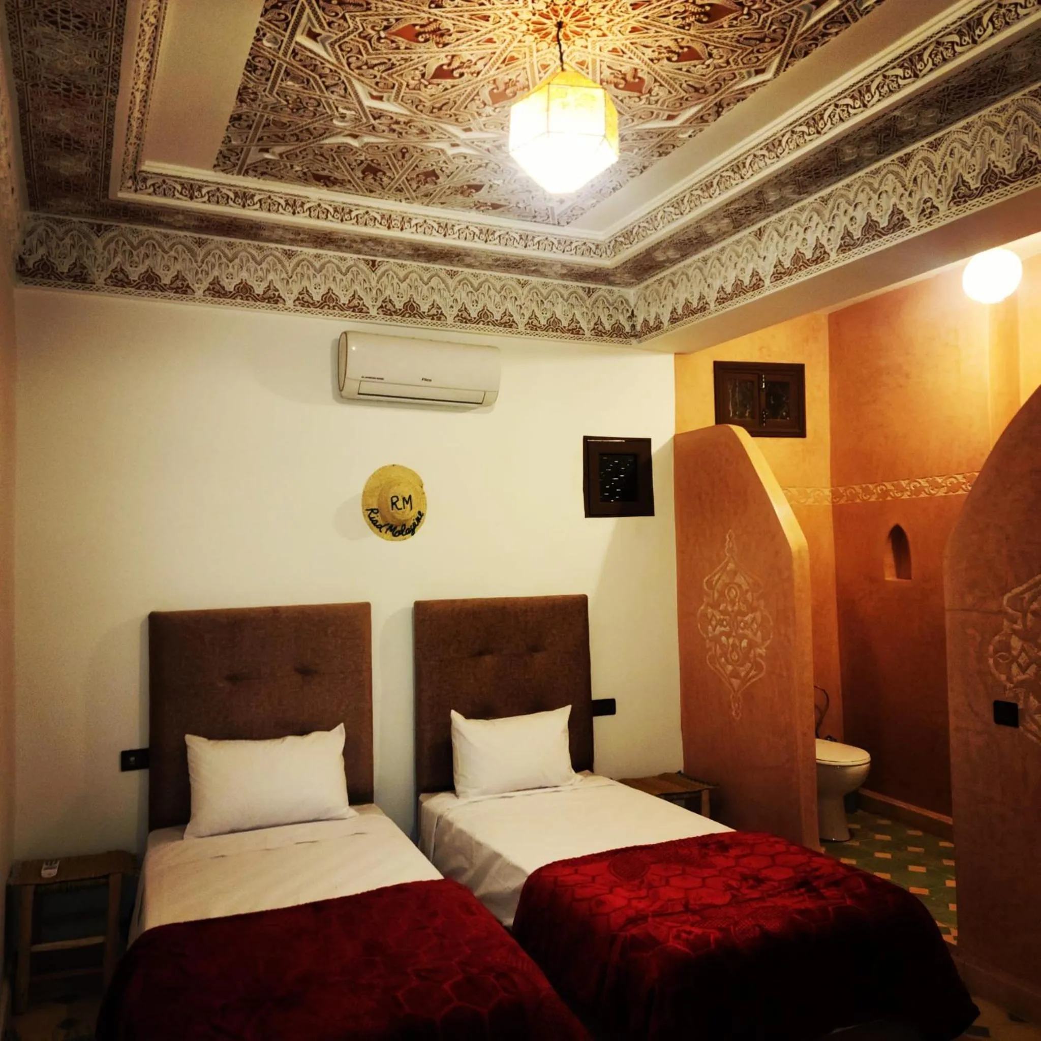 Twin Room in Riad Malayine