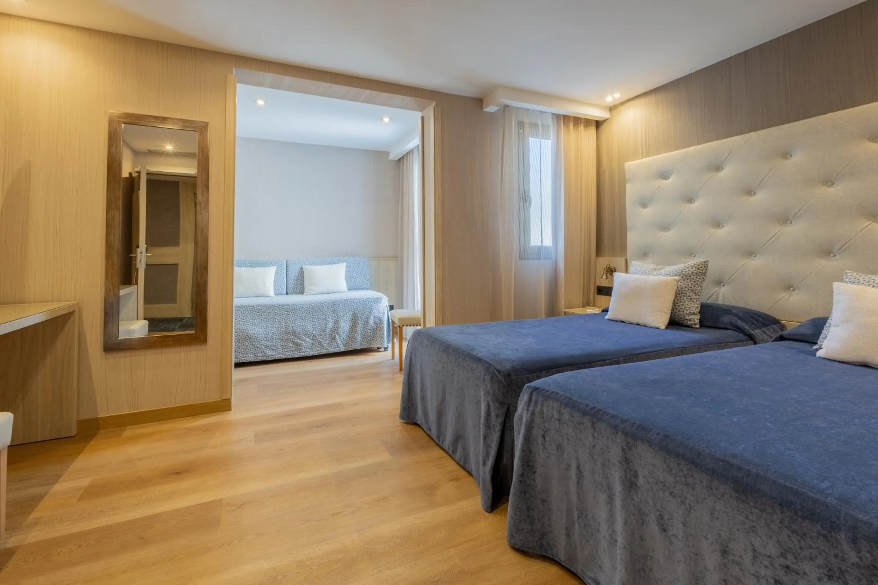 Standard Quadruple Room in Hotel Rialto