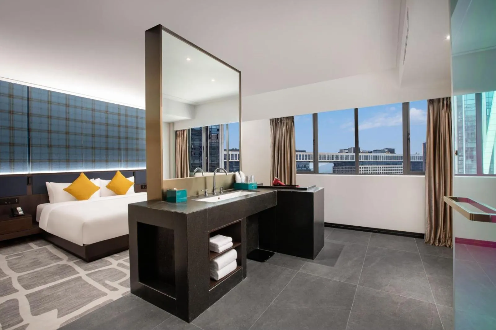 Executive King Suite - Non-Smoking in Wingate By Wyndham Wuhan Optics Valley