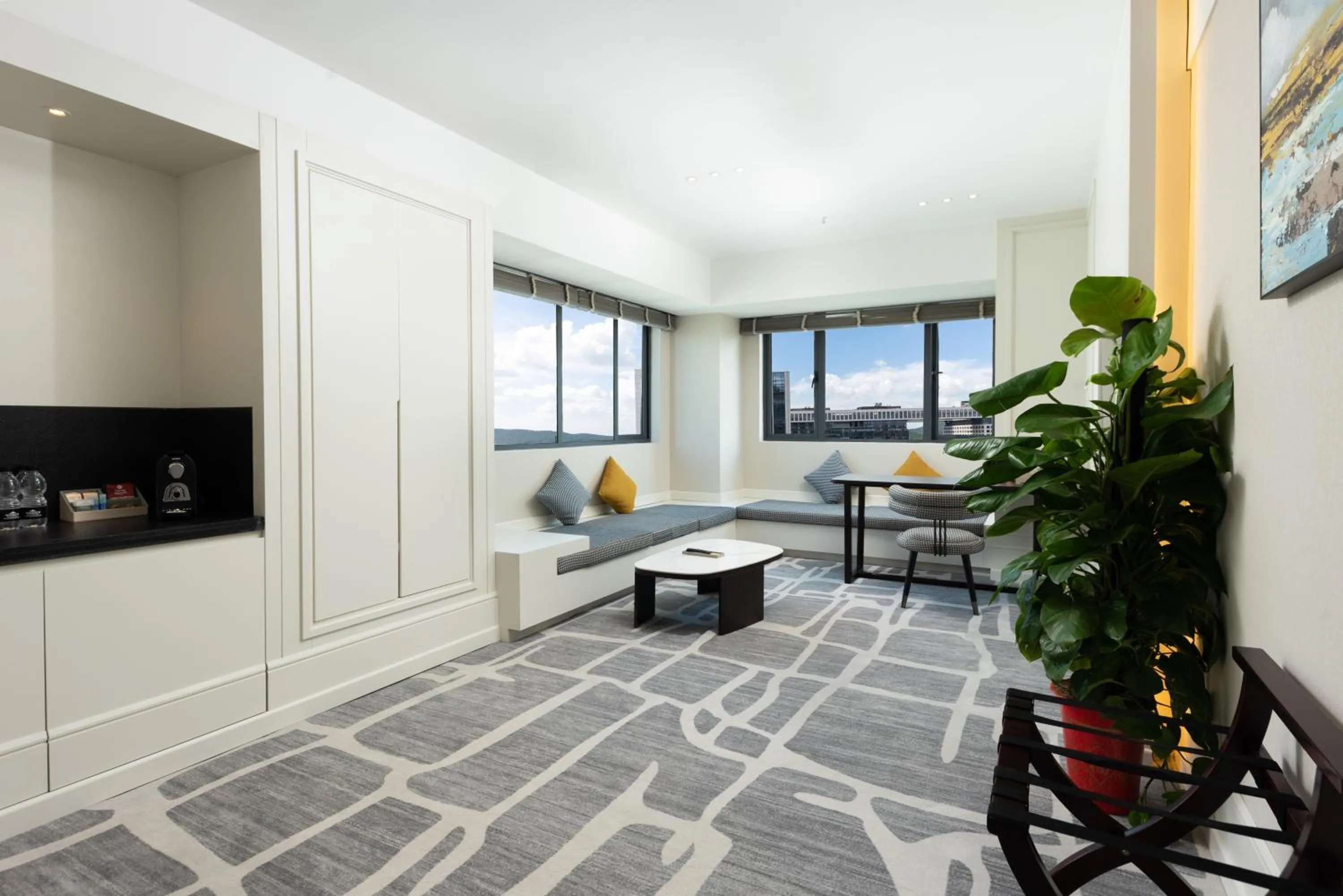 Deluxe King Suite - Non-Smoking in Wingate By Wyndham Wuhan Optics Valley