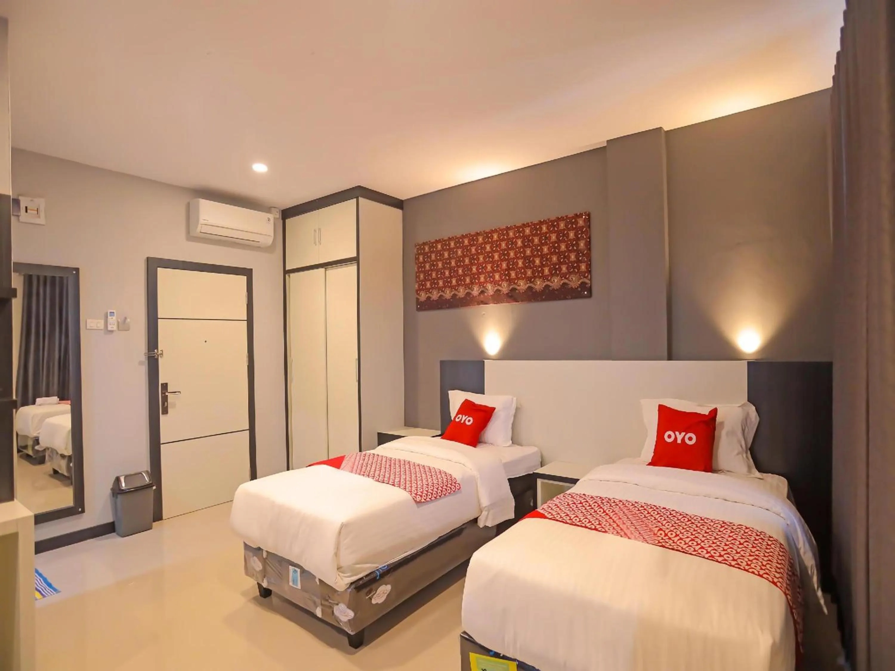 Superior Twin Room in Capital O 92096 Kuala Ulee Lheue Residence Syariah