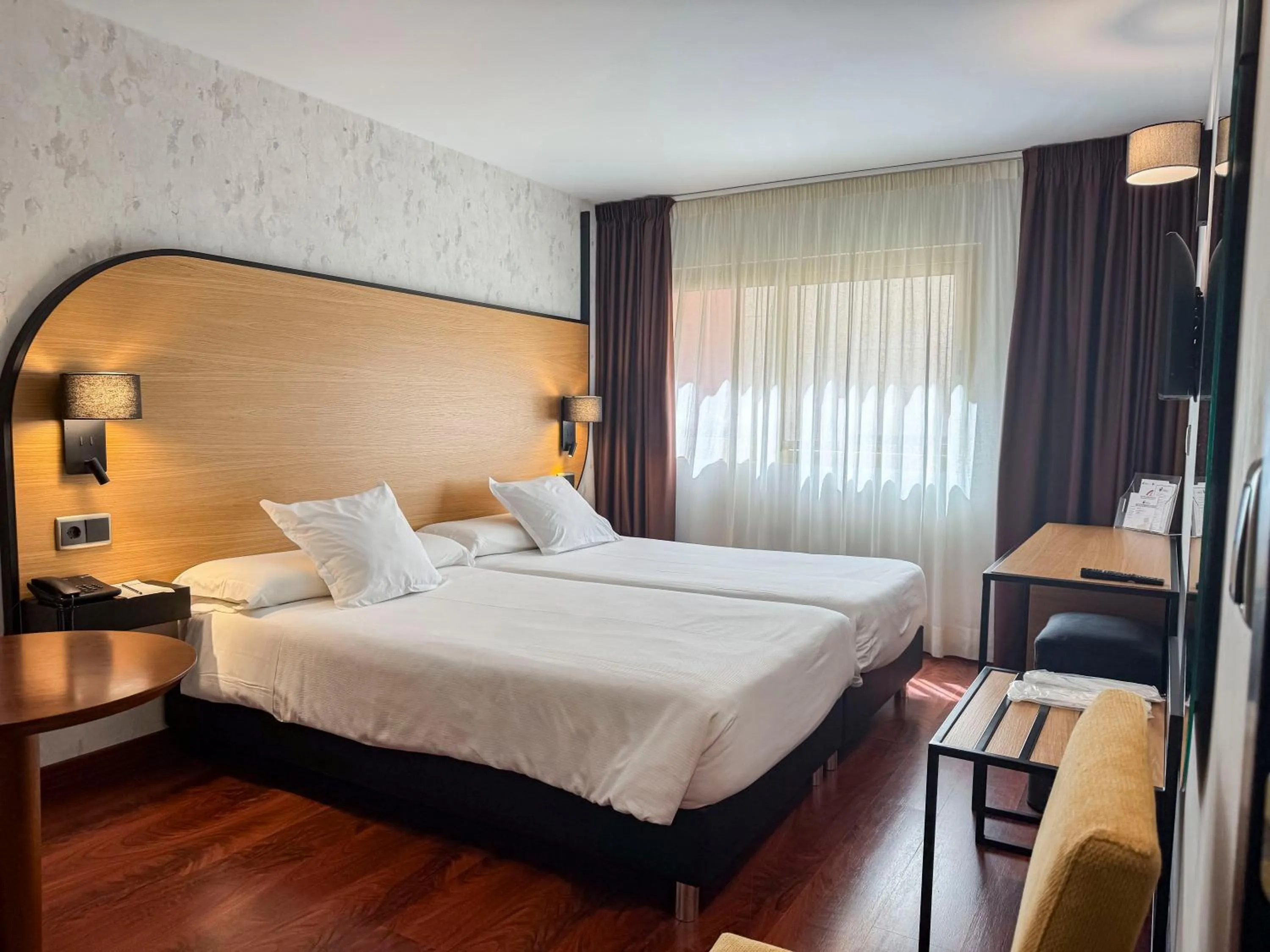 Junior Suite with free access to Solarium in Nuevo Torreluz