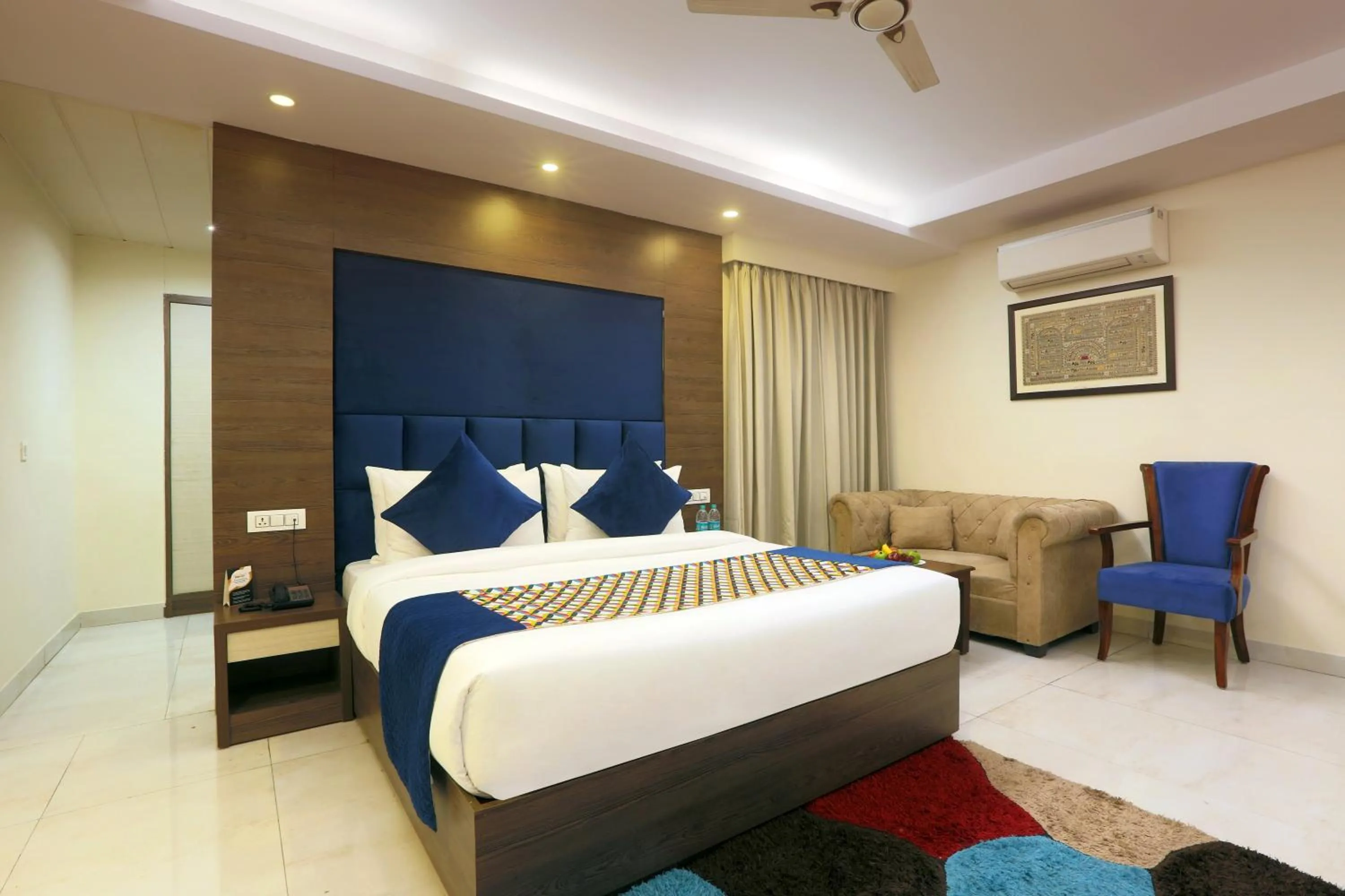 Executive Suite in Hotel Cardinal Oxmo Delhi Airport