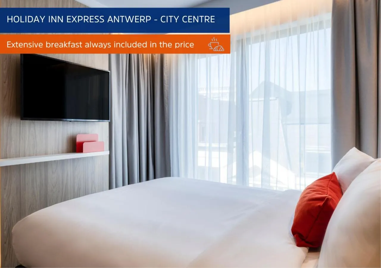 Standard Room with Free Breakfast in Holiday Inn Express Antwerp - City Centre by IHG