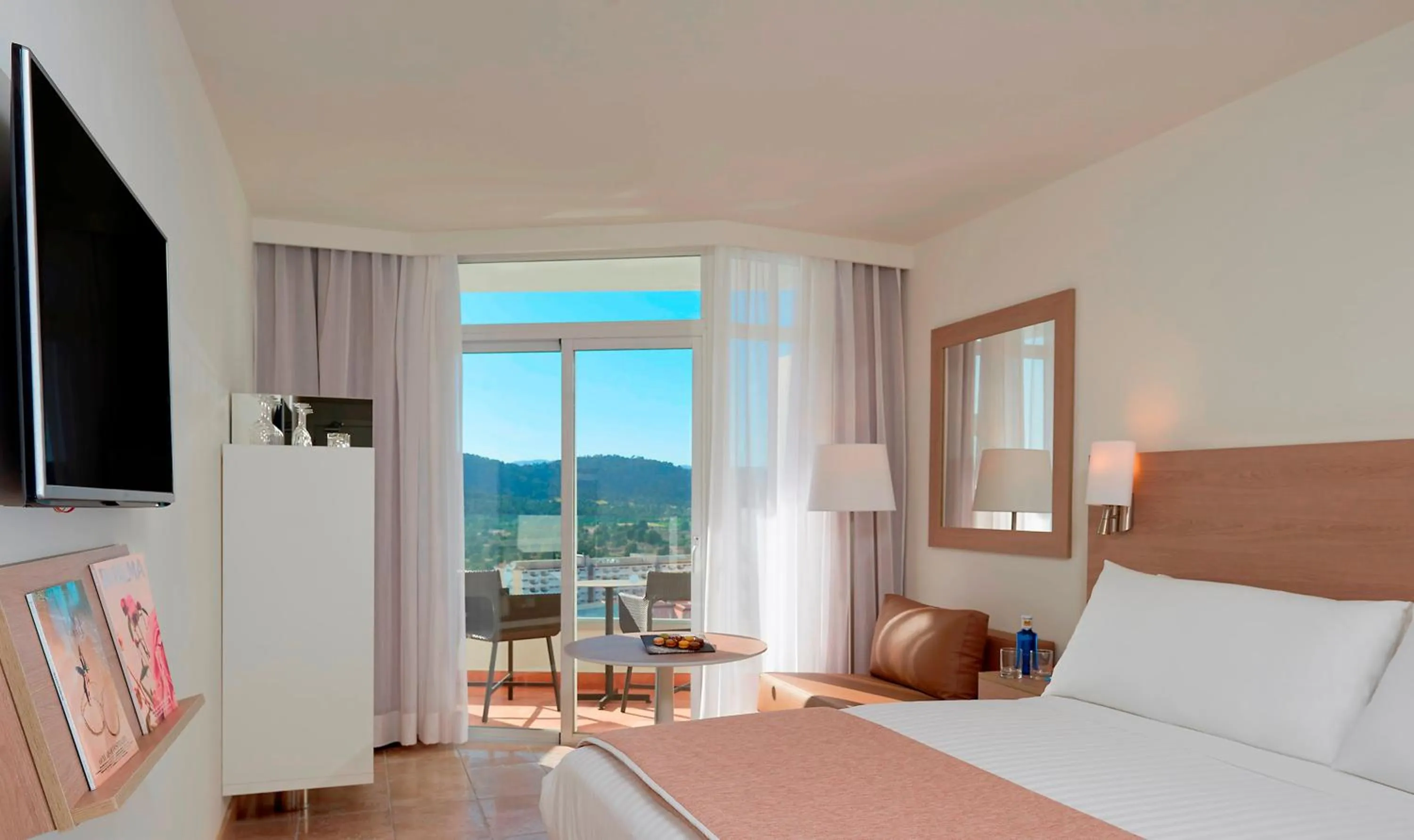 Meliá Guestroom in Meliá Calviá Beach