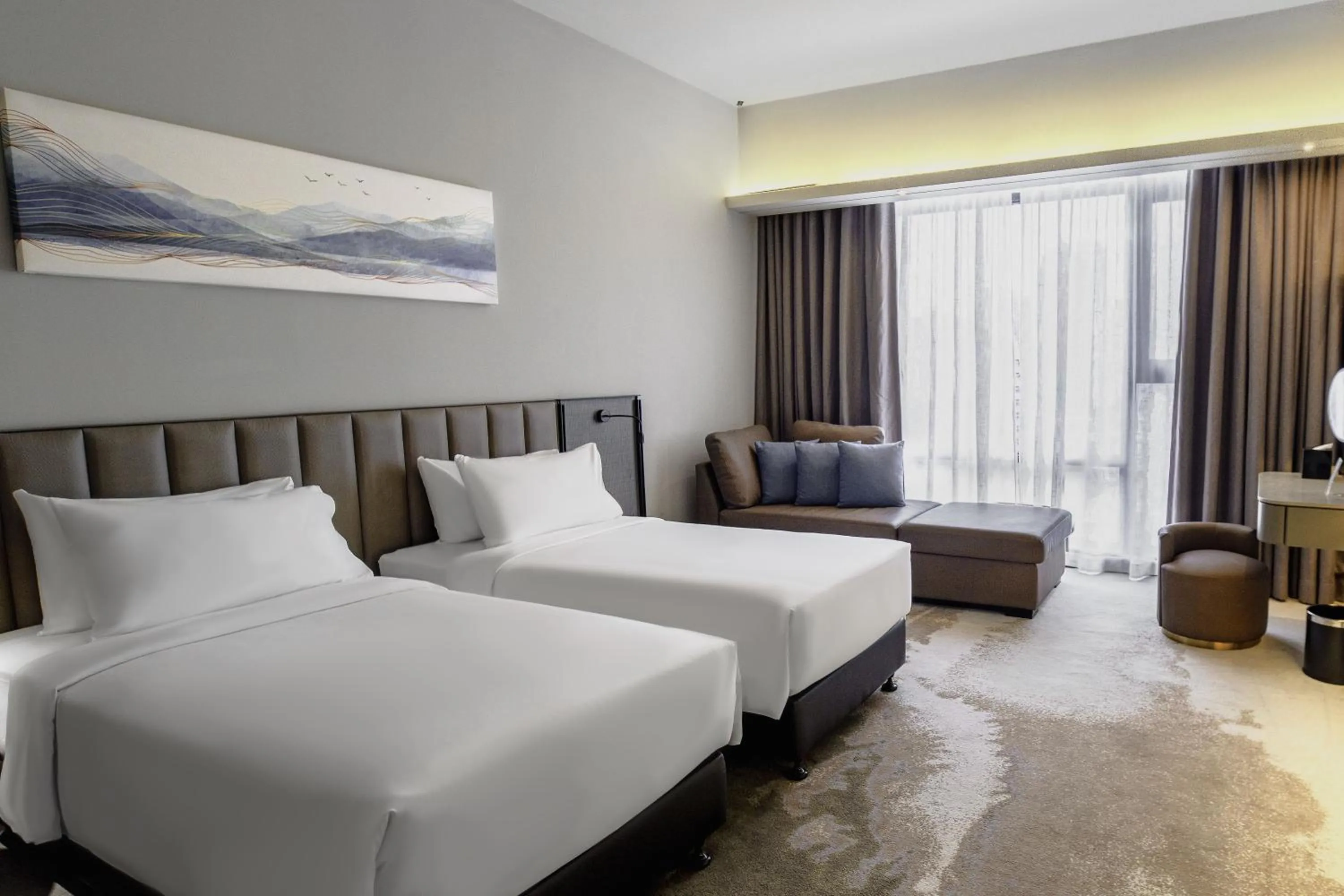 Grand Superior Twin Room in Sleeping Lion Suites