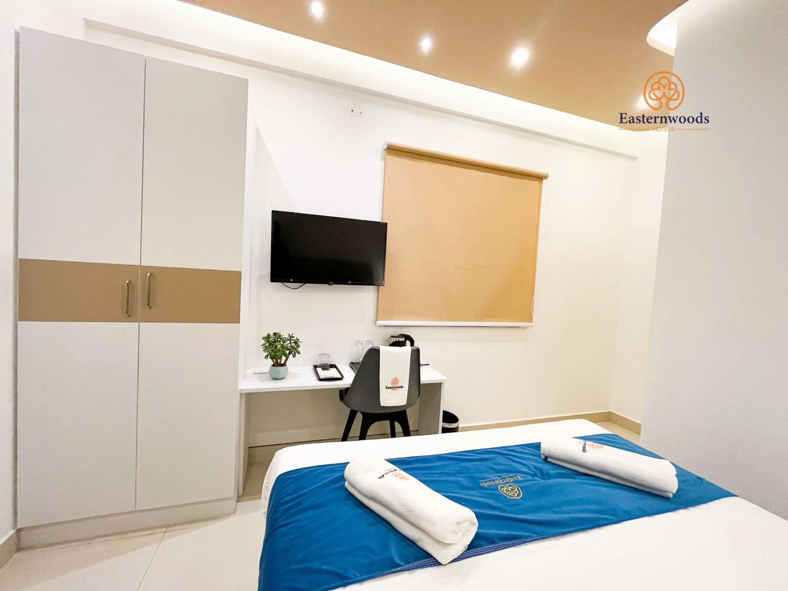 Deluxe Suite in Easternwoods Hotels