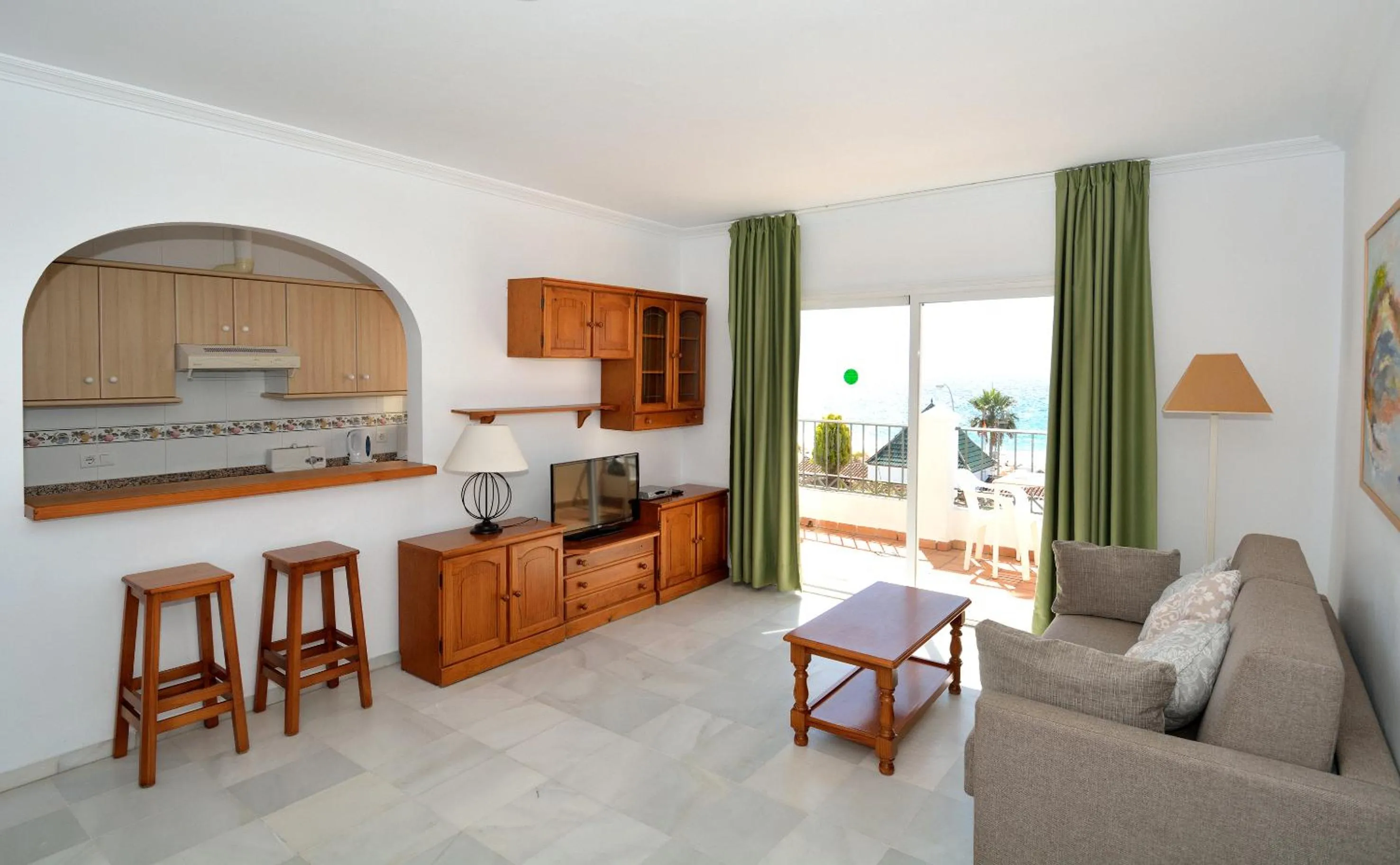 Two-Bedroom Apartment with Sea View in Apartamentos HC Burriana Playa