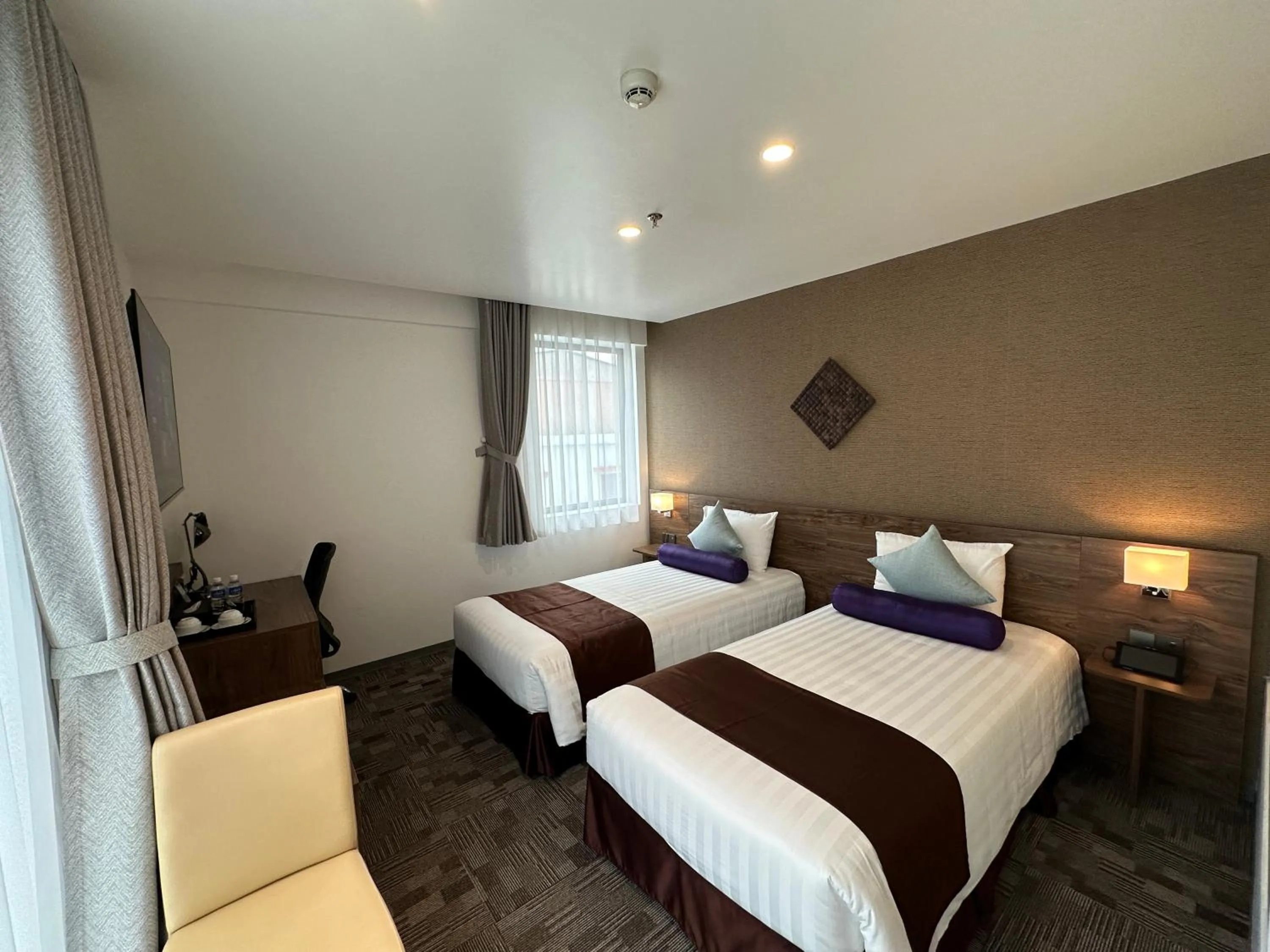 Deluxe Twin Room - single occupancy in Hotel Yah Hanoi & Spa