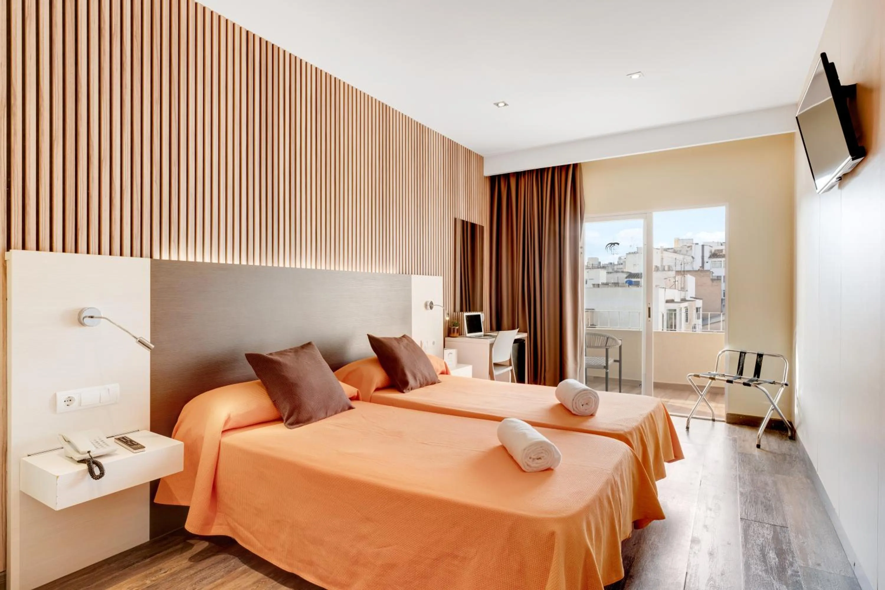 Double Room (2 Adults + 1 Child ) in Abelux