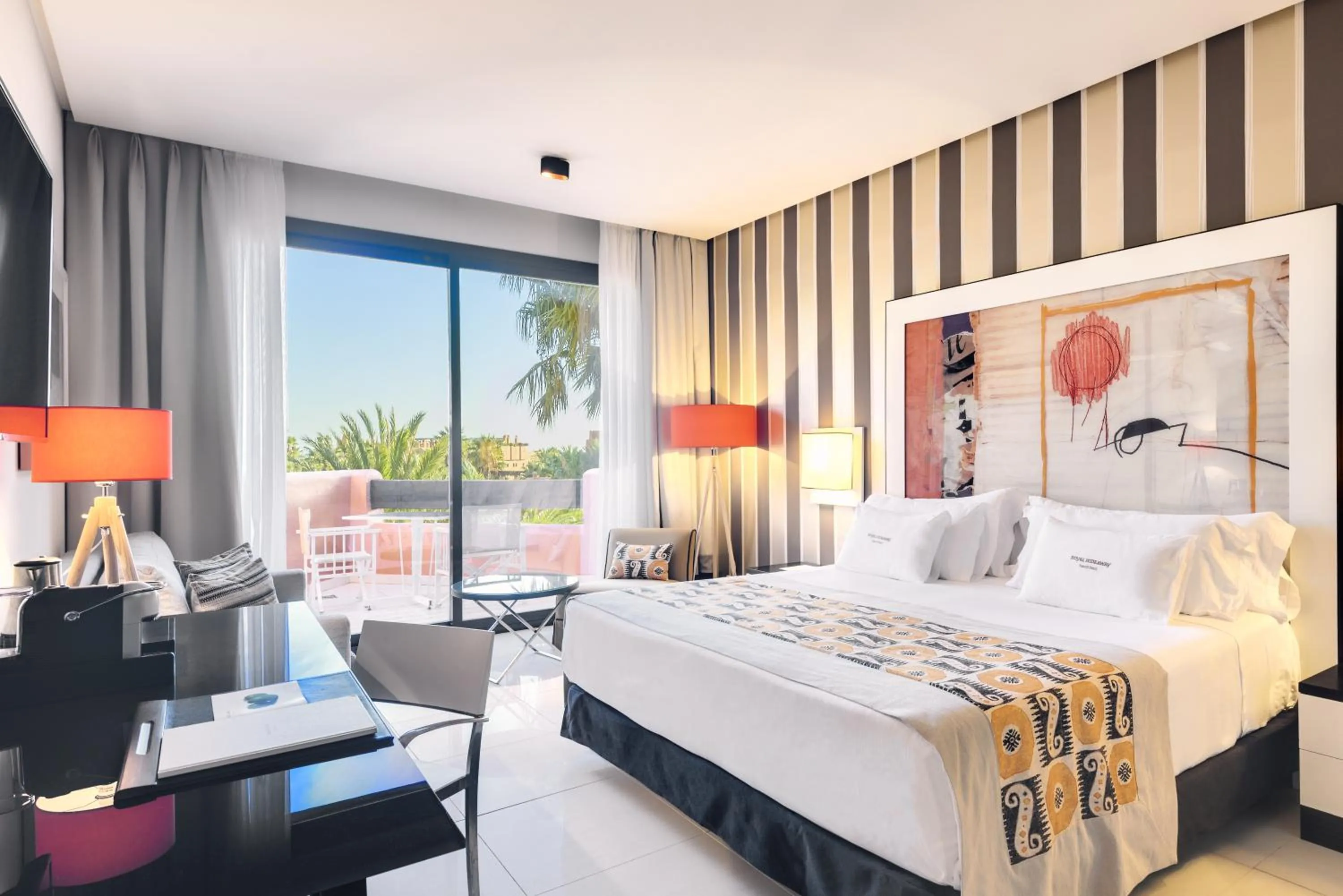 Deluxe Double Room with Garden View (2 adults + 1 child) in Royal Hideaway Sancti Petri