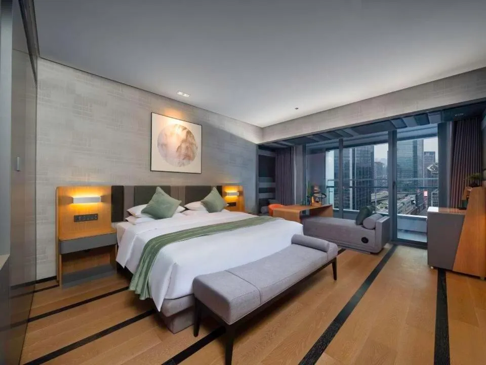 Deluxe Queen Room in Pagoda Hotel Chengdu Taikoo Li