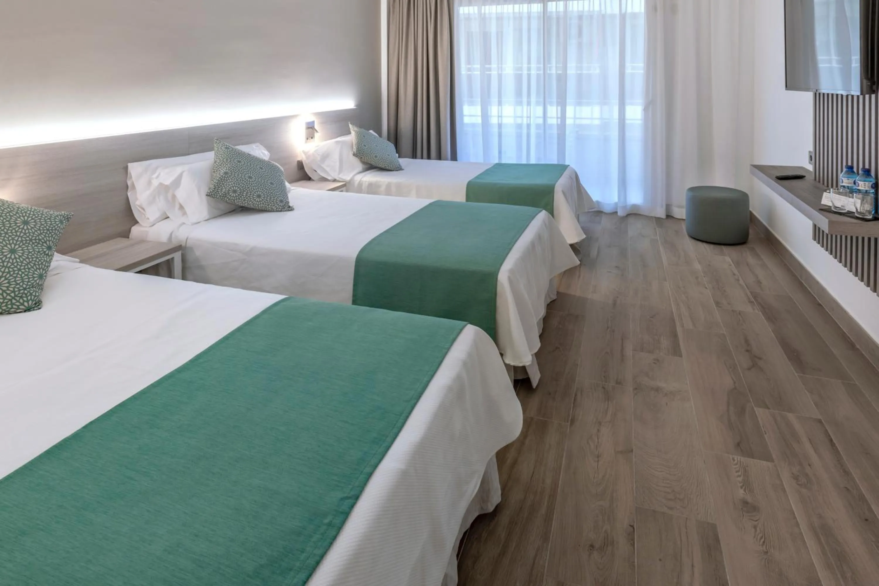 Standard Triple Room (2 Adults + 1 Child) in 4R Casablanca Playa