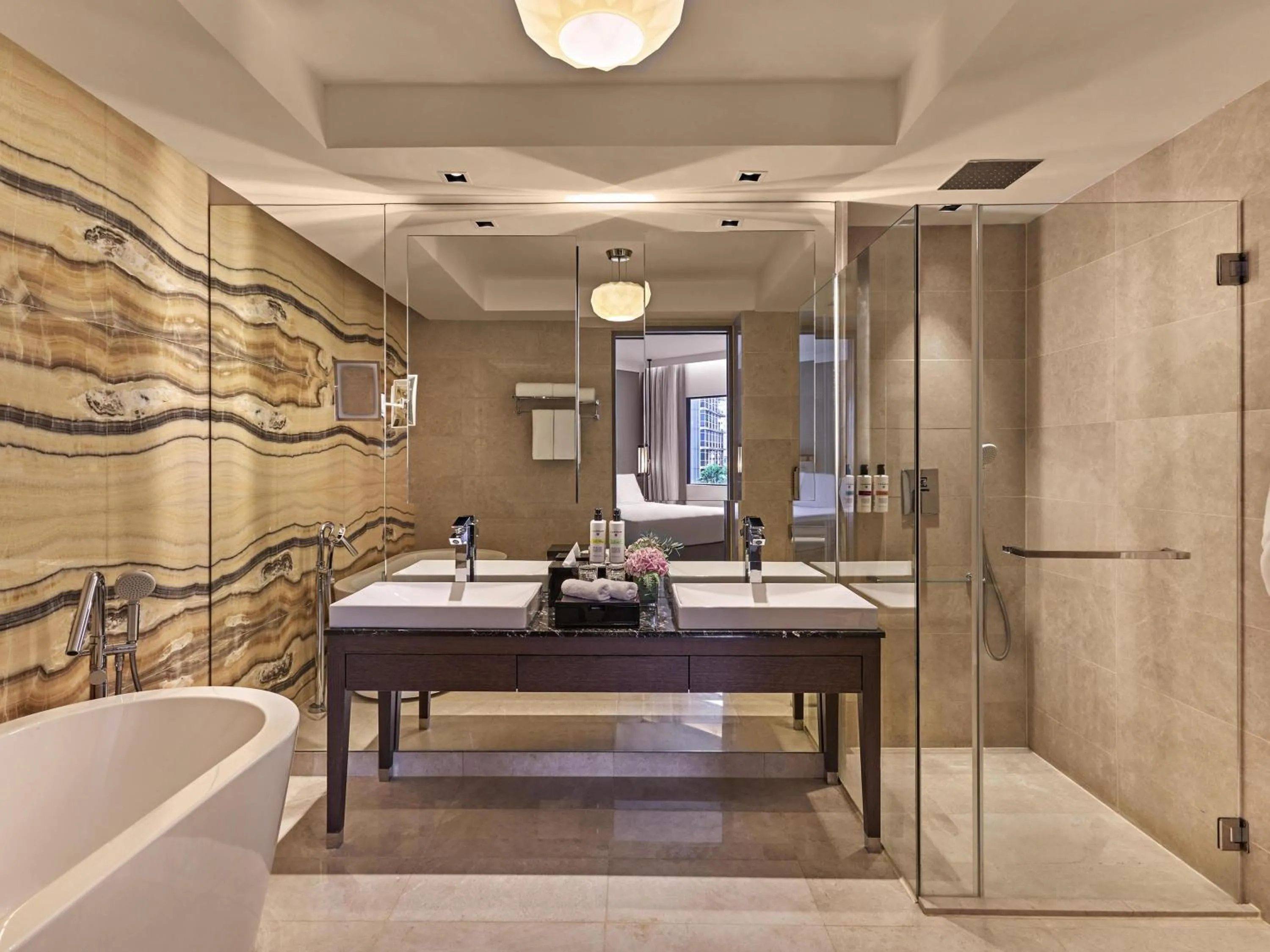 Pullman Suite, 1 King Bed, High Floor, Lounge Access in Pullman Singapore Orchard