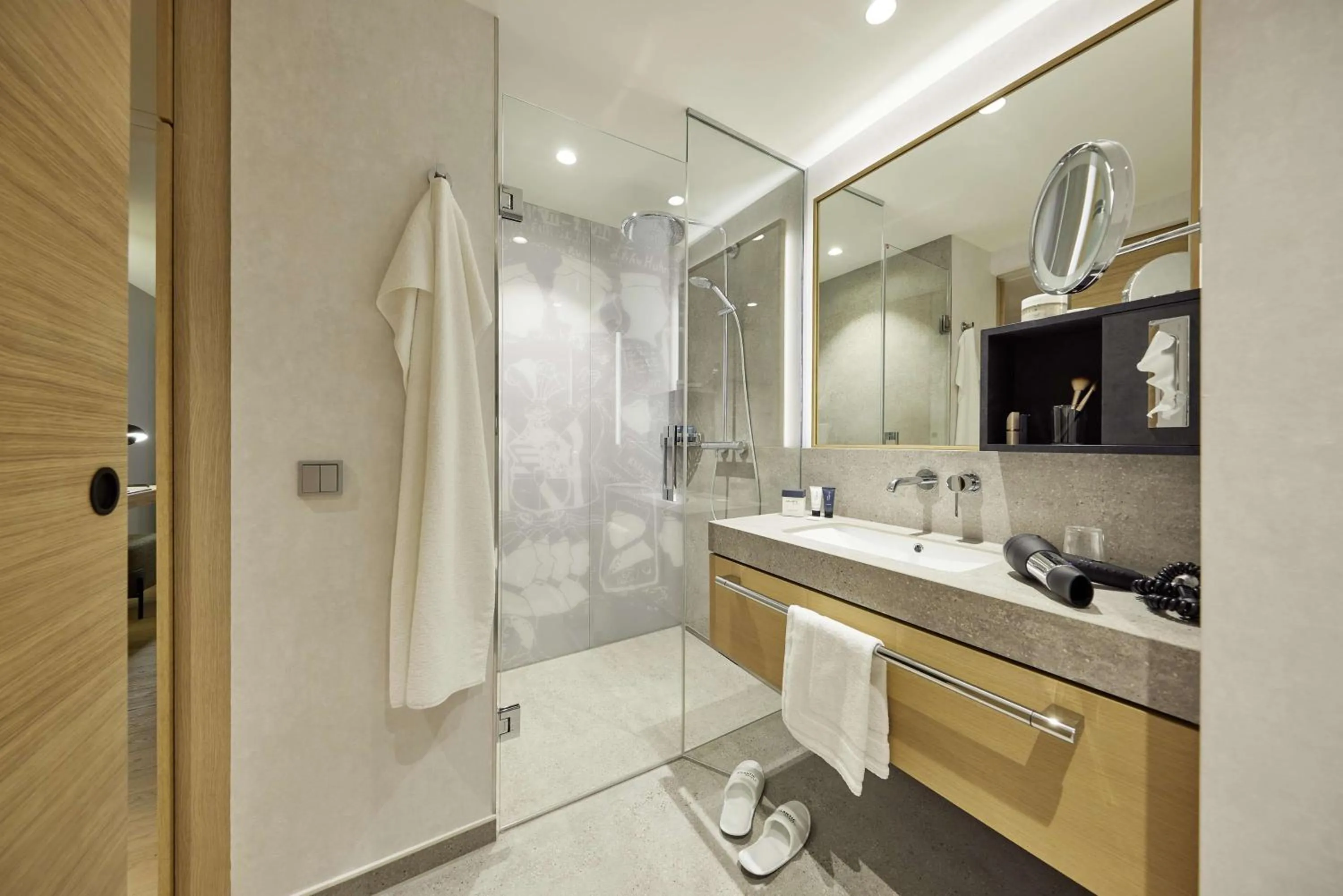 Comfort Double Room in ATLANTIC Hotel Heidelberg