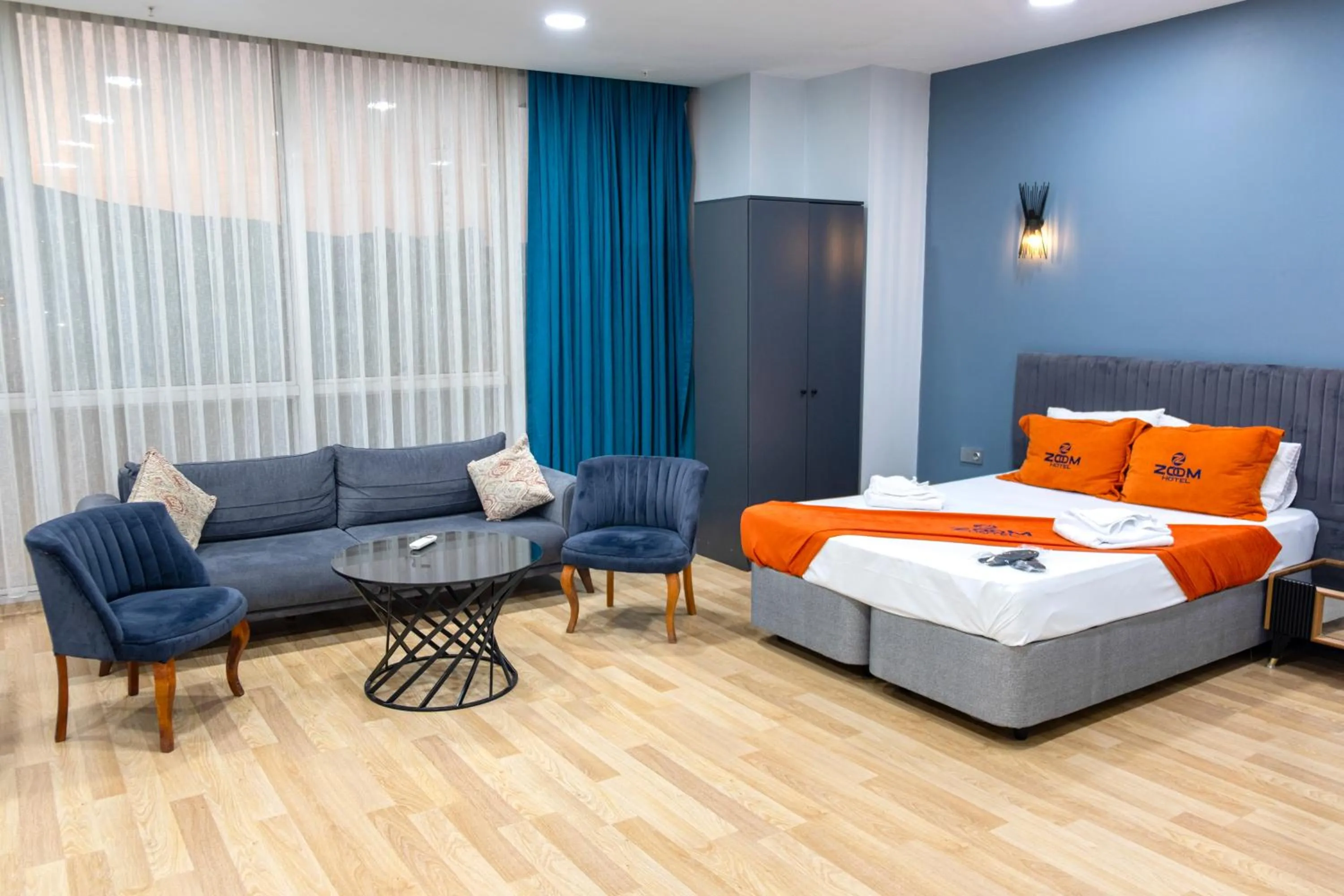 Deluxe Room in ZOOM HOTEL