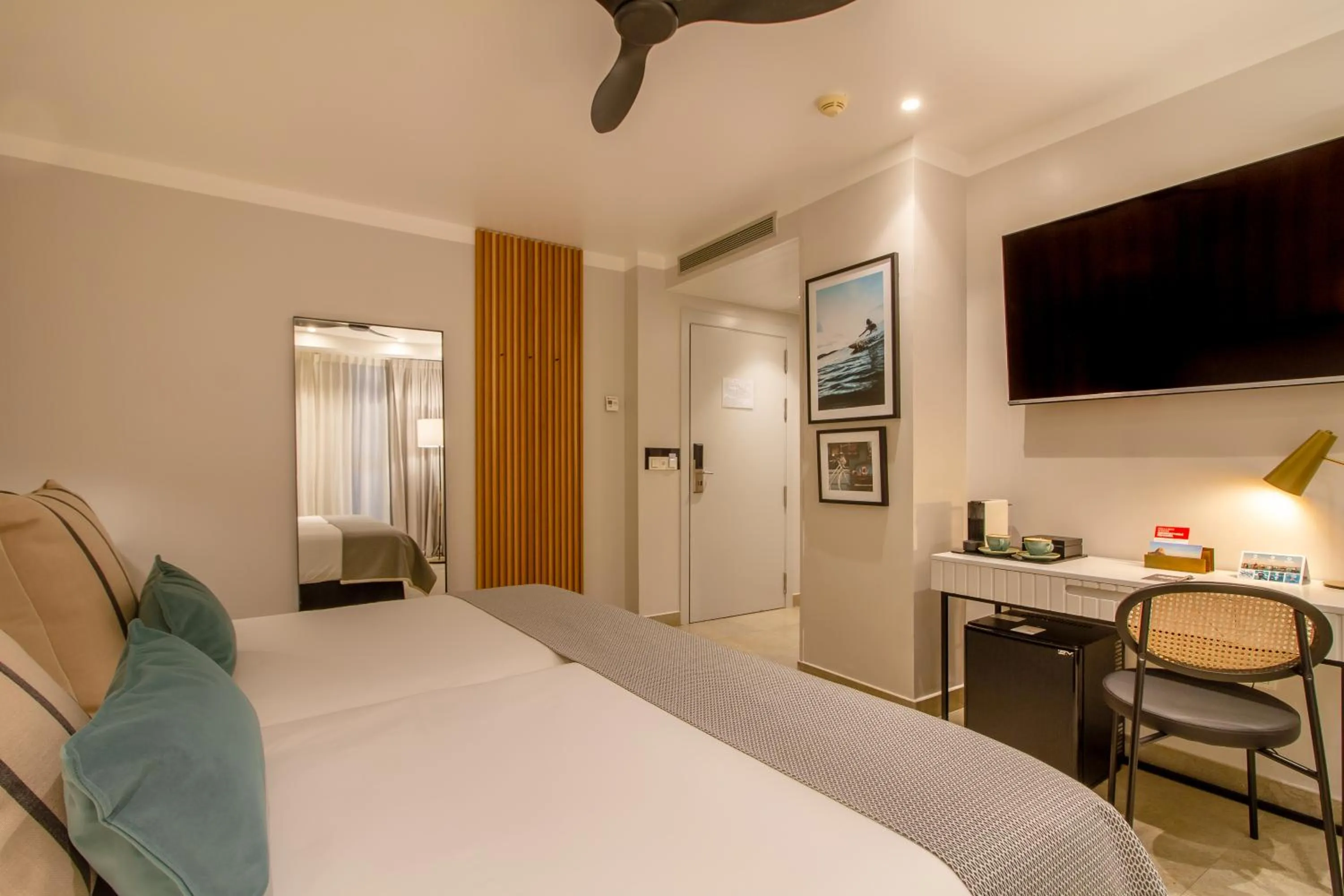 Standard Twin Room in SOLYMAR Gran Hotel