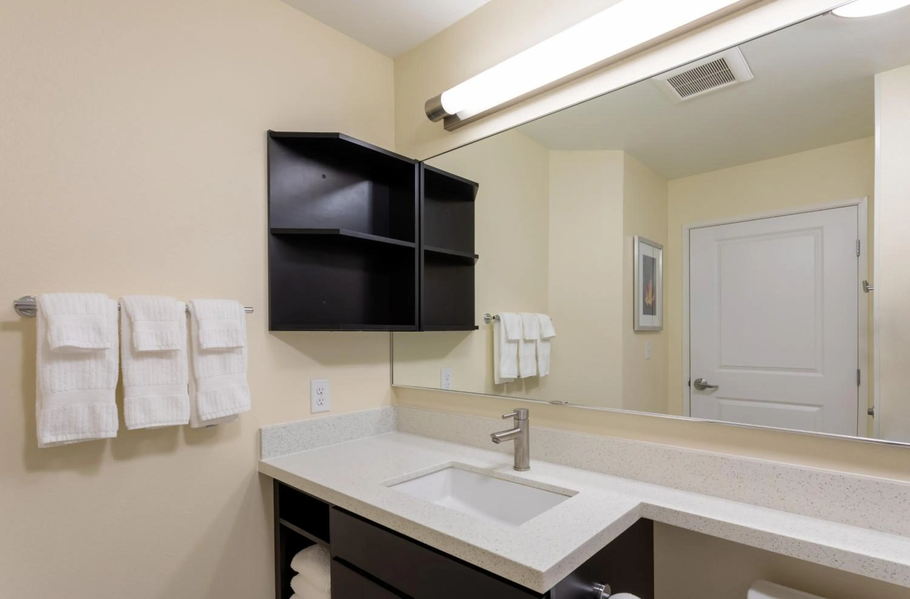 Studio Queen Suite with Two Queen Beds - Communications Accessible in Candlewood Suites - Rochester Mayo Clinic Area