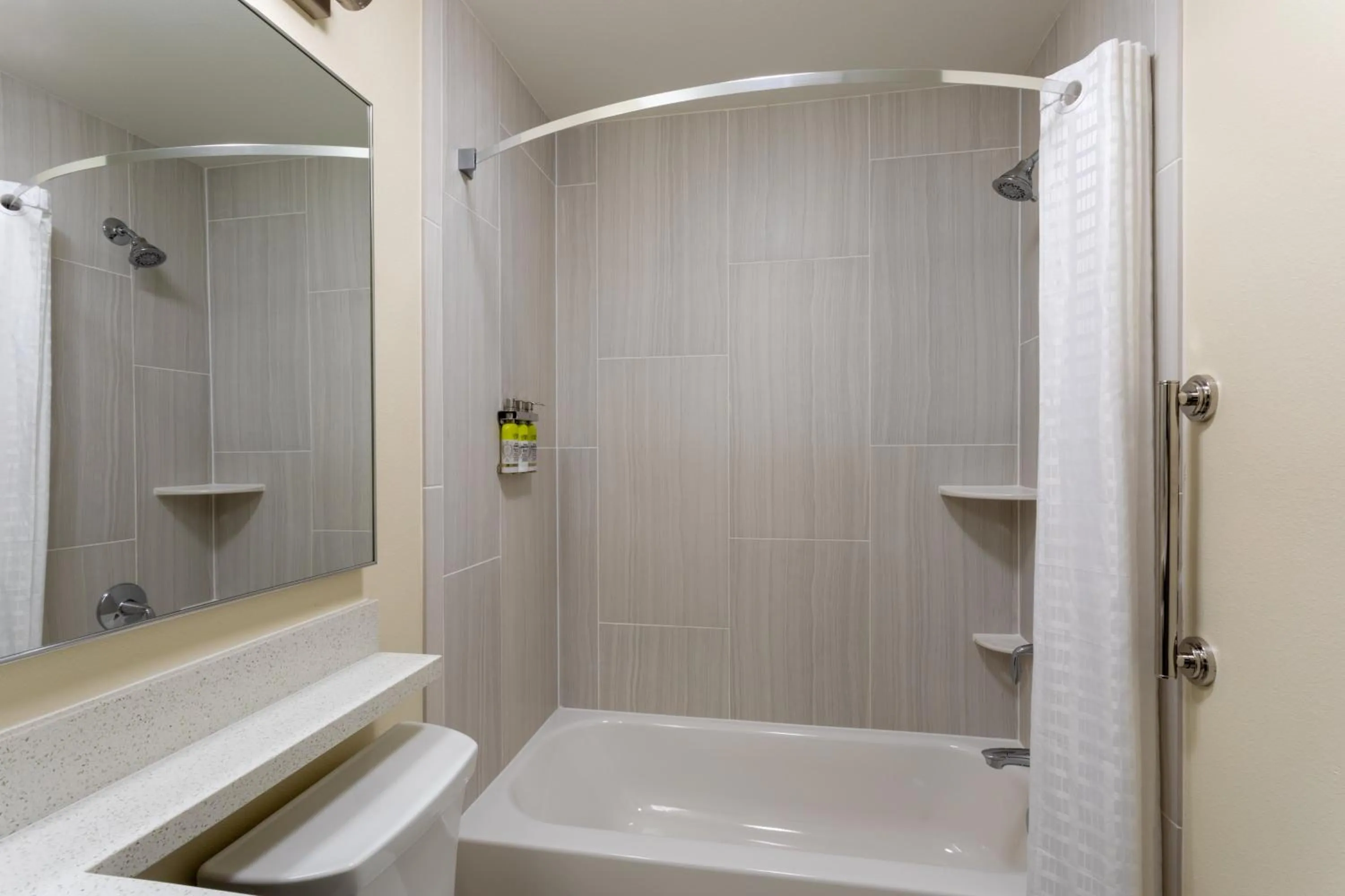 One-Bedroom King Suite in Candlewood Suites - Rochester Mayo Clinic Area