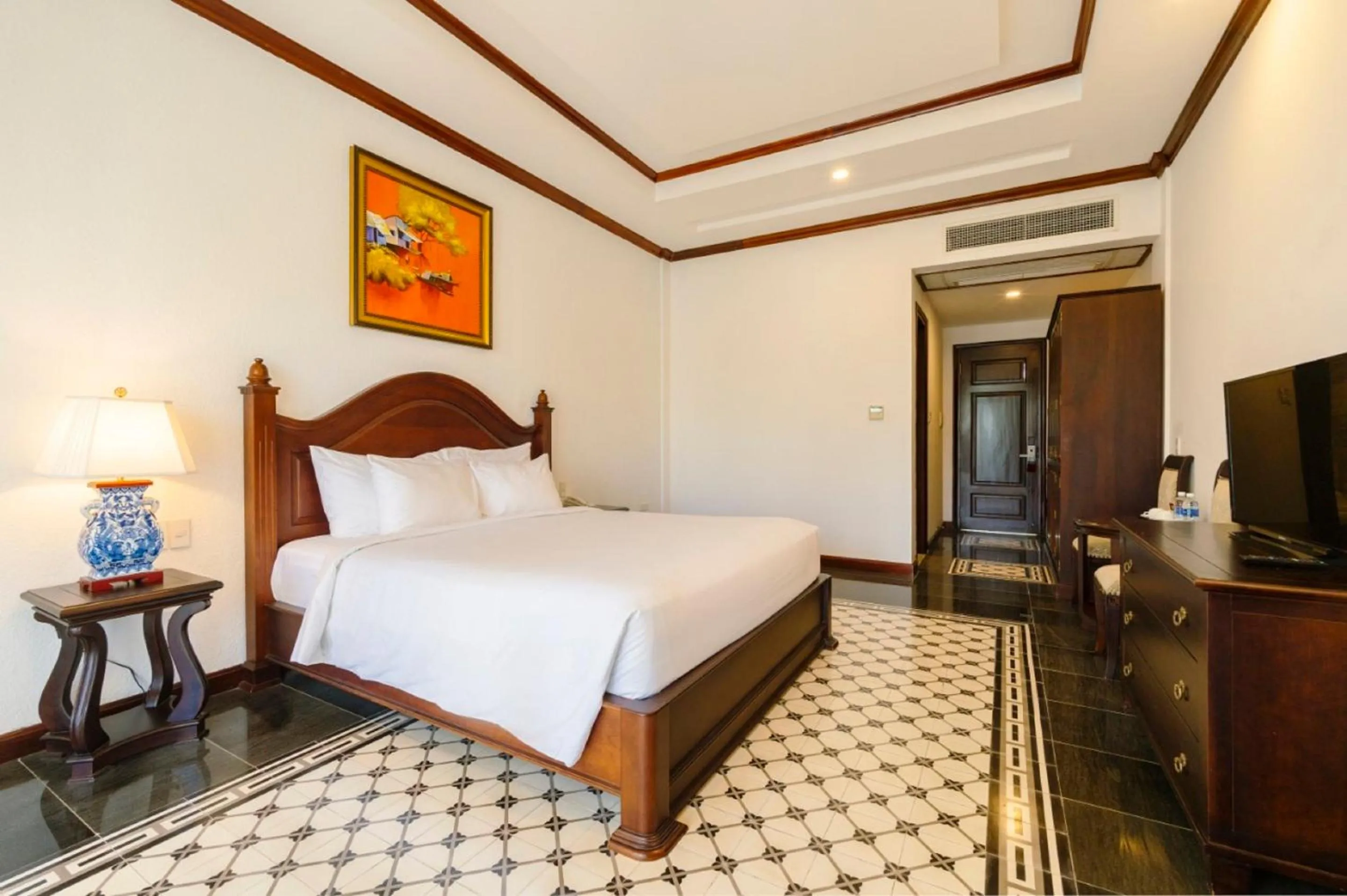 Deluxe Double or Twin Room with Pool View in Tahiti Resort