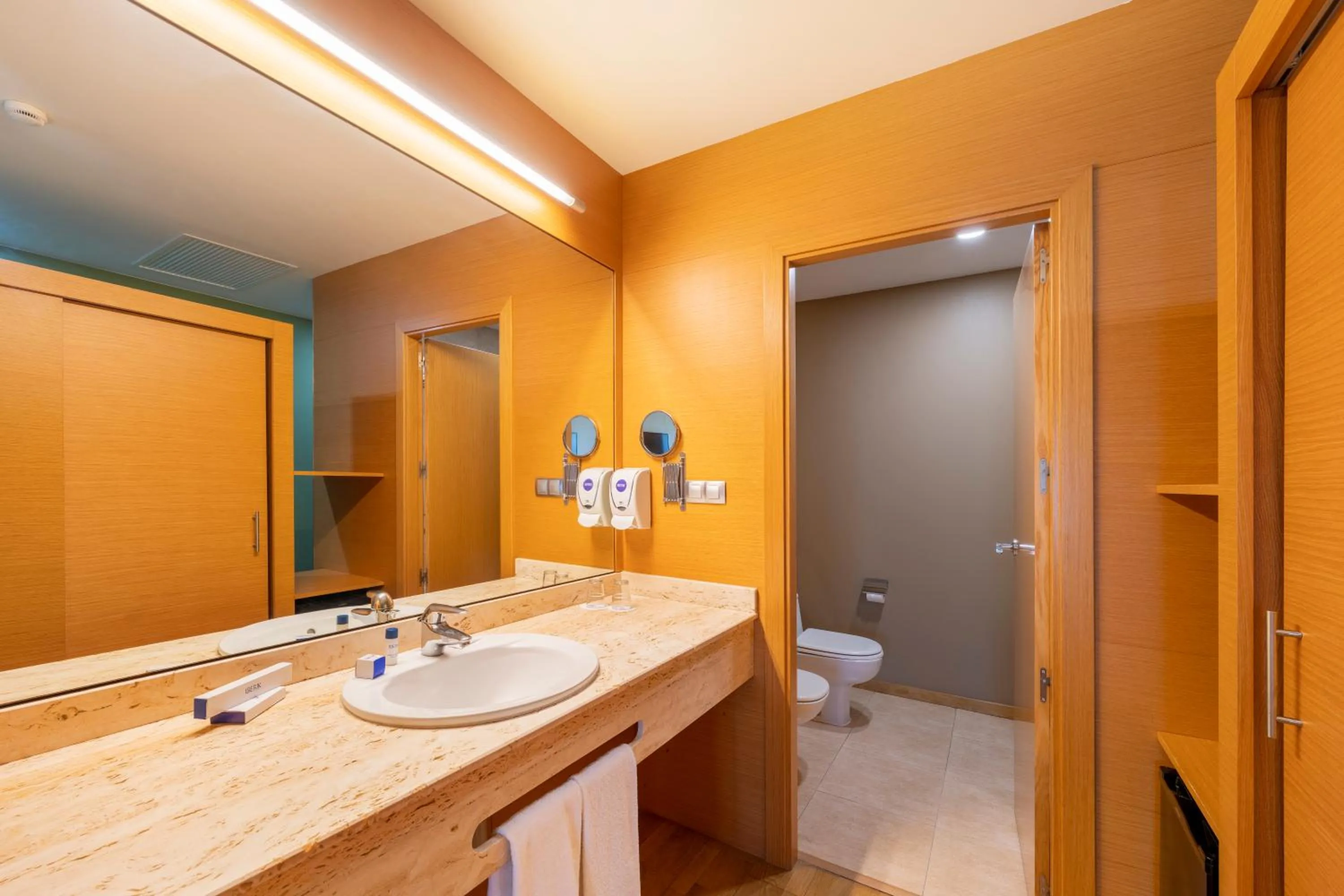 Double or Twin Room in IBERIK Augas Santas Balneario & Golf