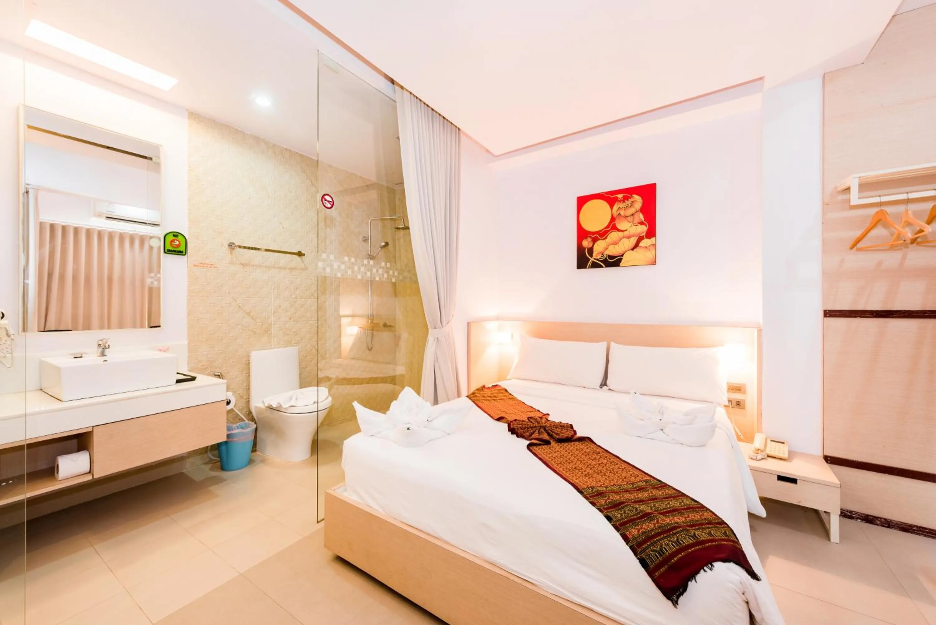 Superior Queen Room in My Hotel Phuket