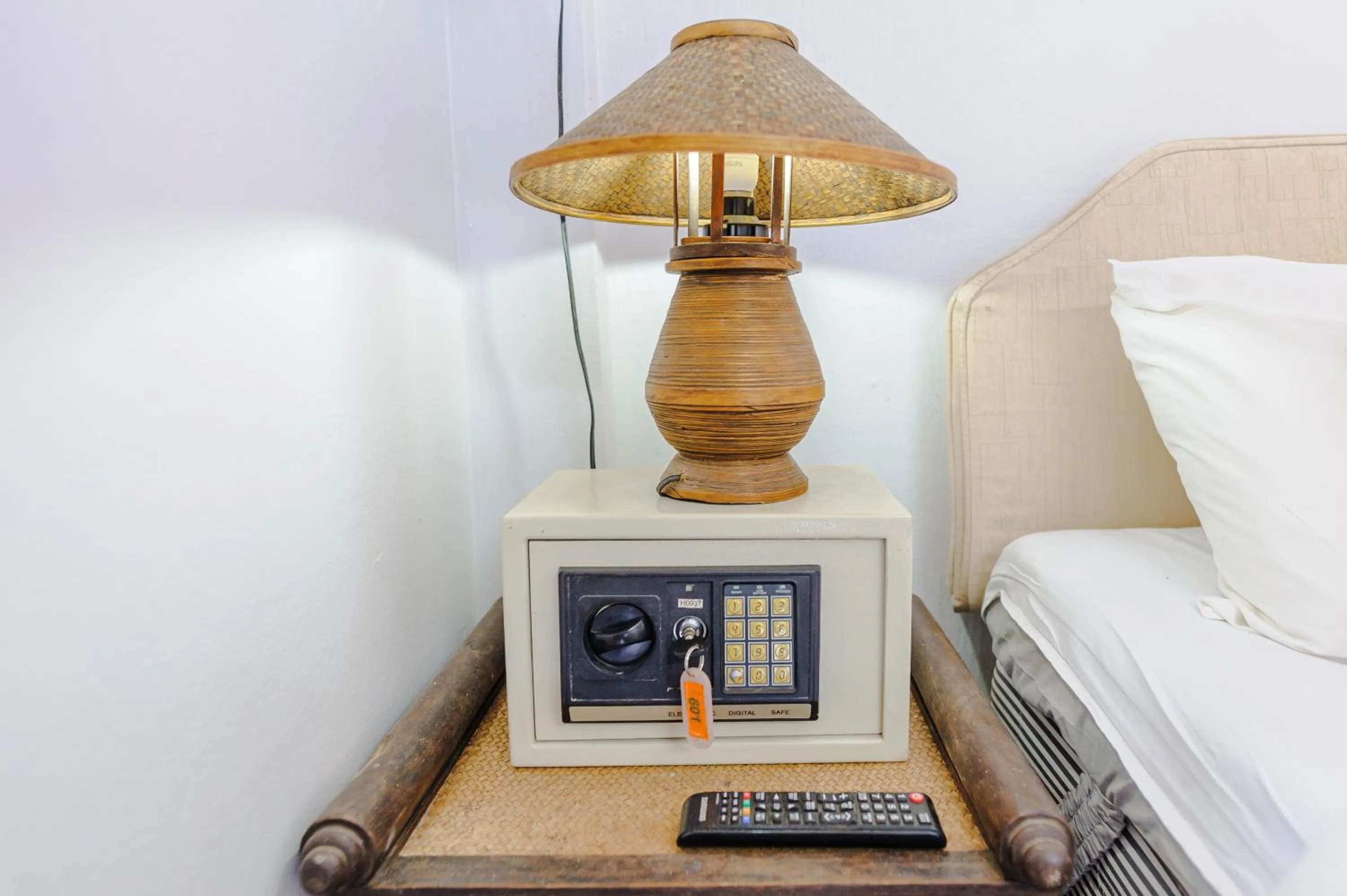 Double Room with Balcony in High5 Guesthouse