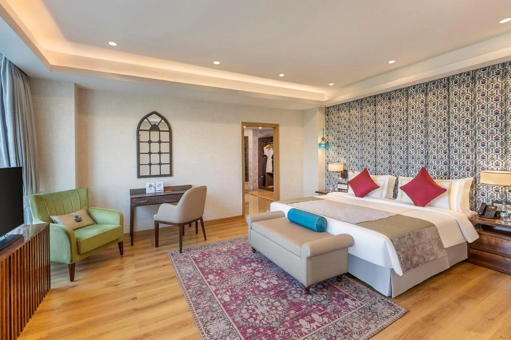 Presidential Suite in ExpoInn Suites and Convention