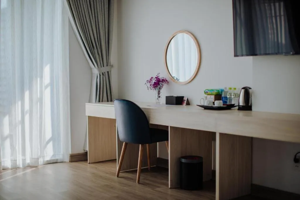 Family Twin Room With City View in Moonlight Nha Trang Hotel