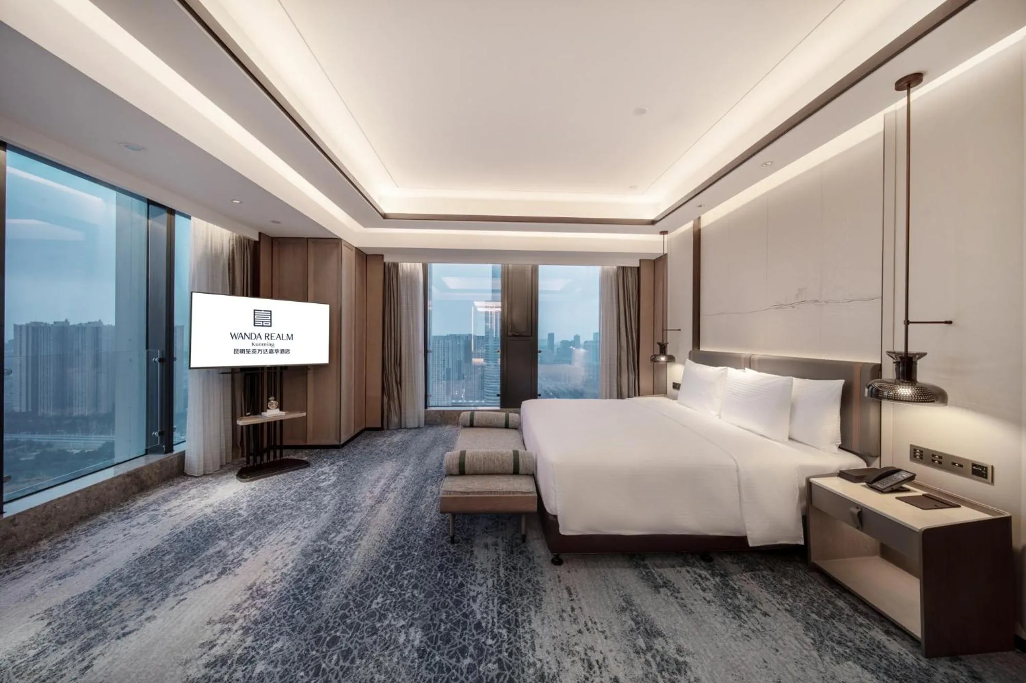 Deluxe Suite in Wanda Realm Kunming