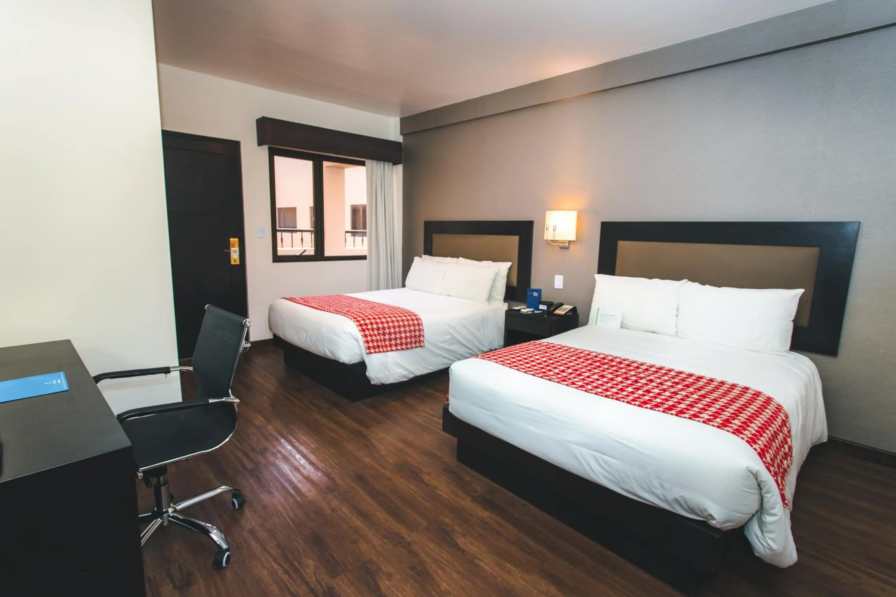 Standard Double Room with Two Double Beds in Wyndham Costa del Sol Piura