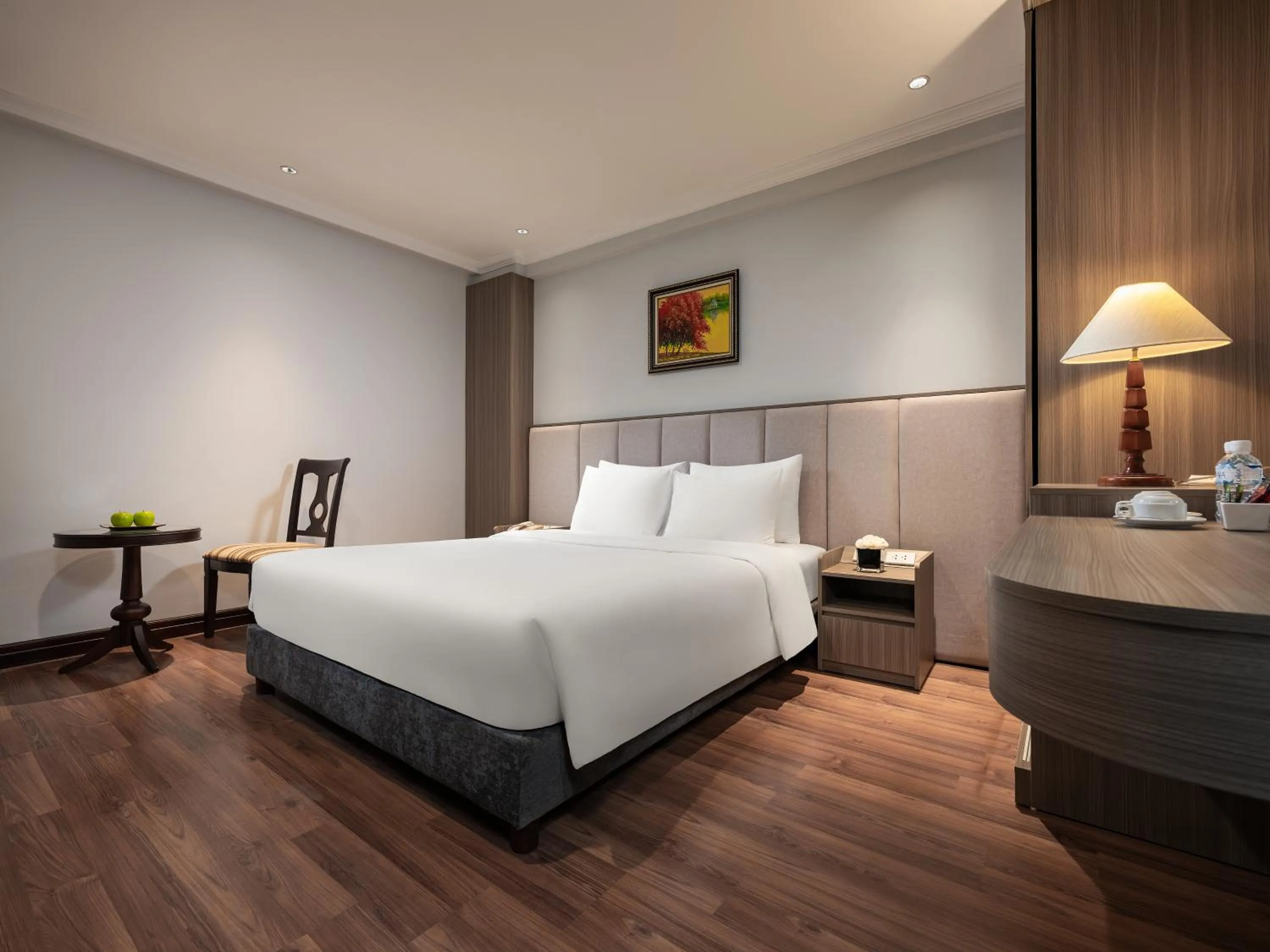 Standard Queen Room - single occupancy in Minasi Premium Hotel