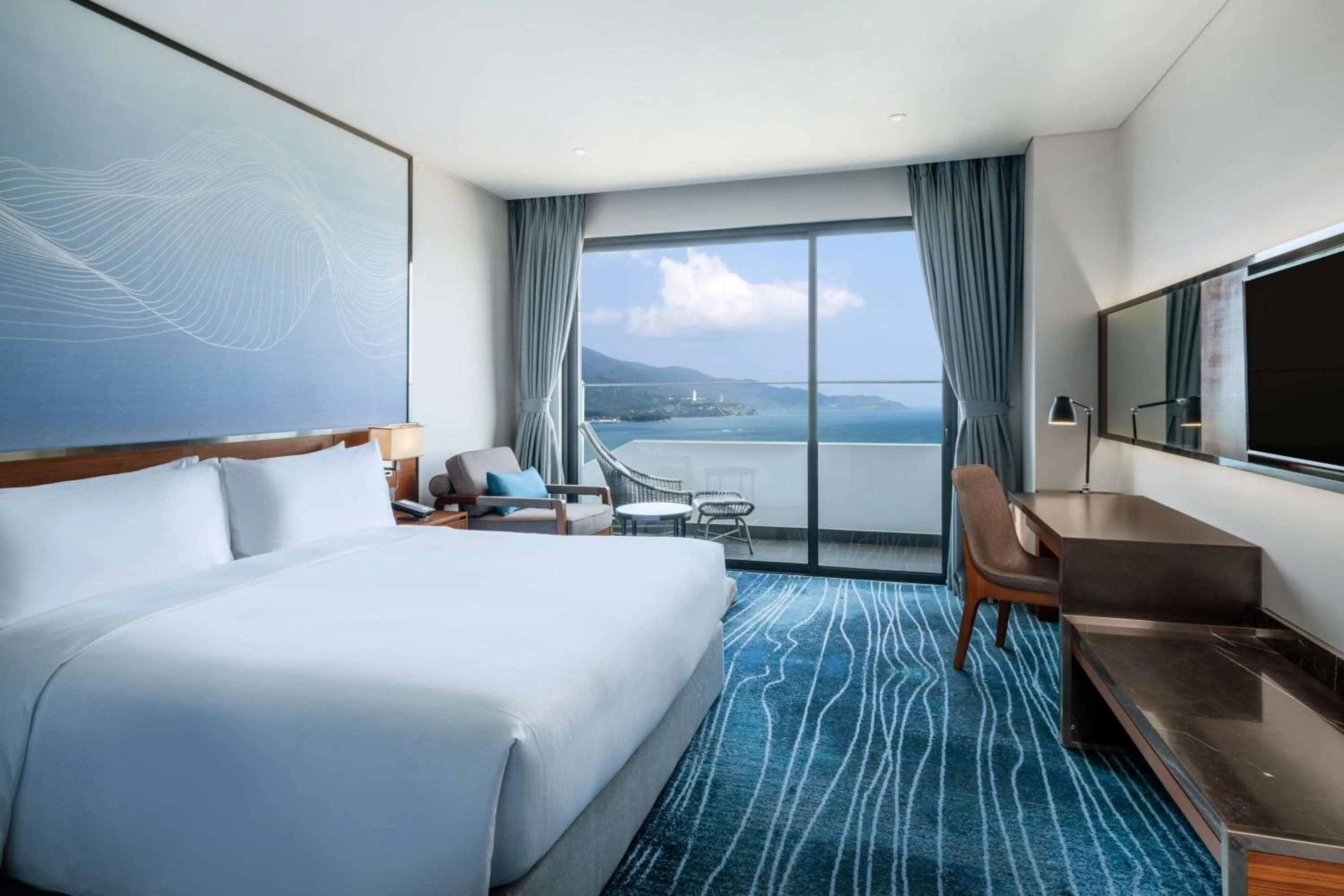 Family Connecting Rooms in Hilton Garden Inn Da Nang