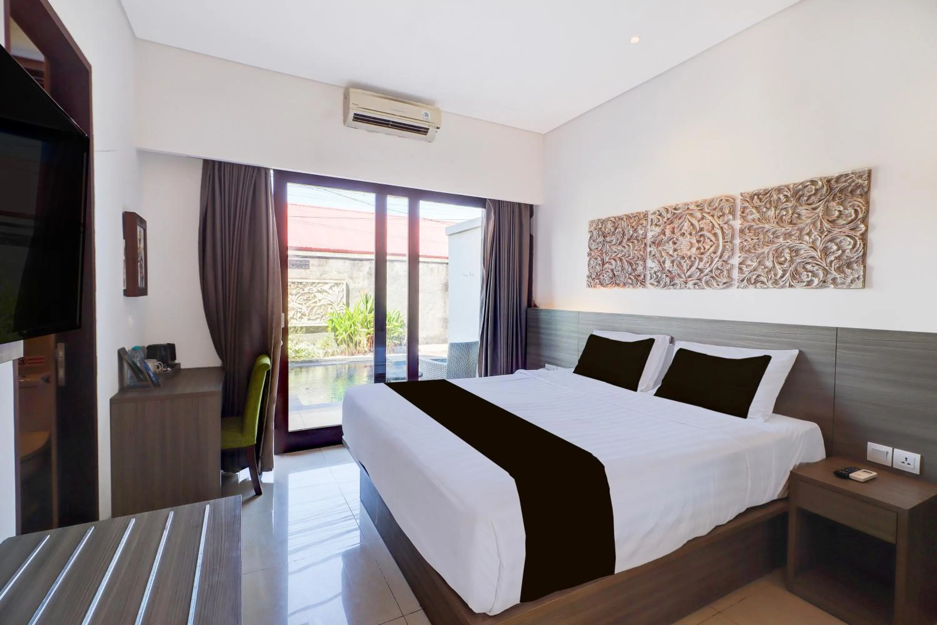 Deluxe Suite in Palette Signature Hotel