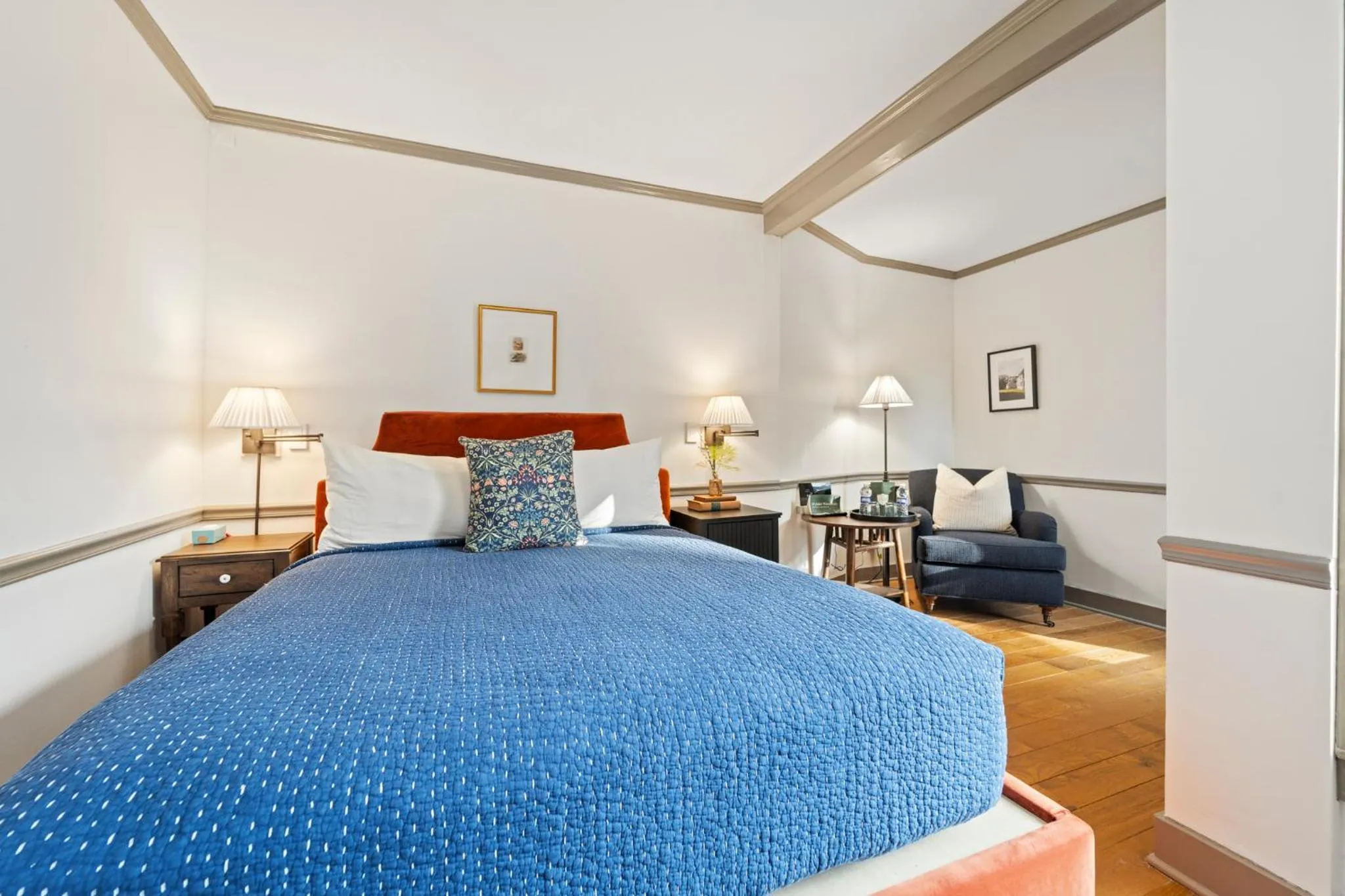 The Manor Queen in Wylder Windham