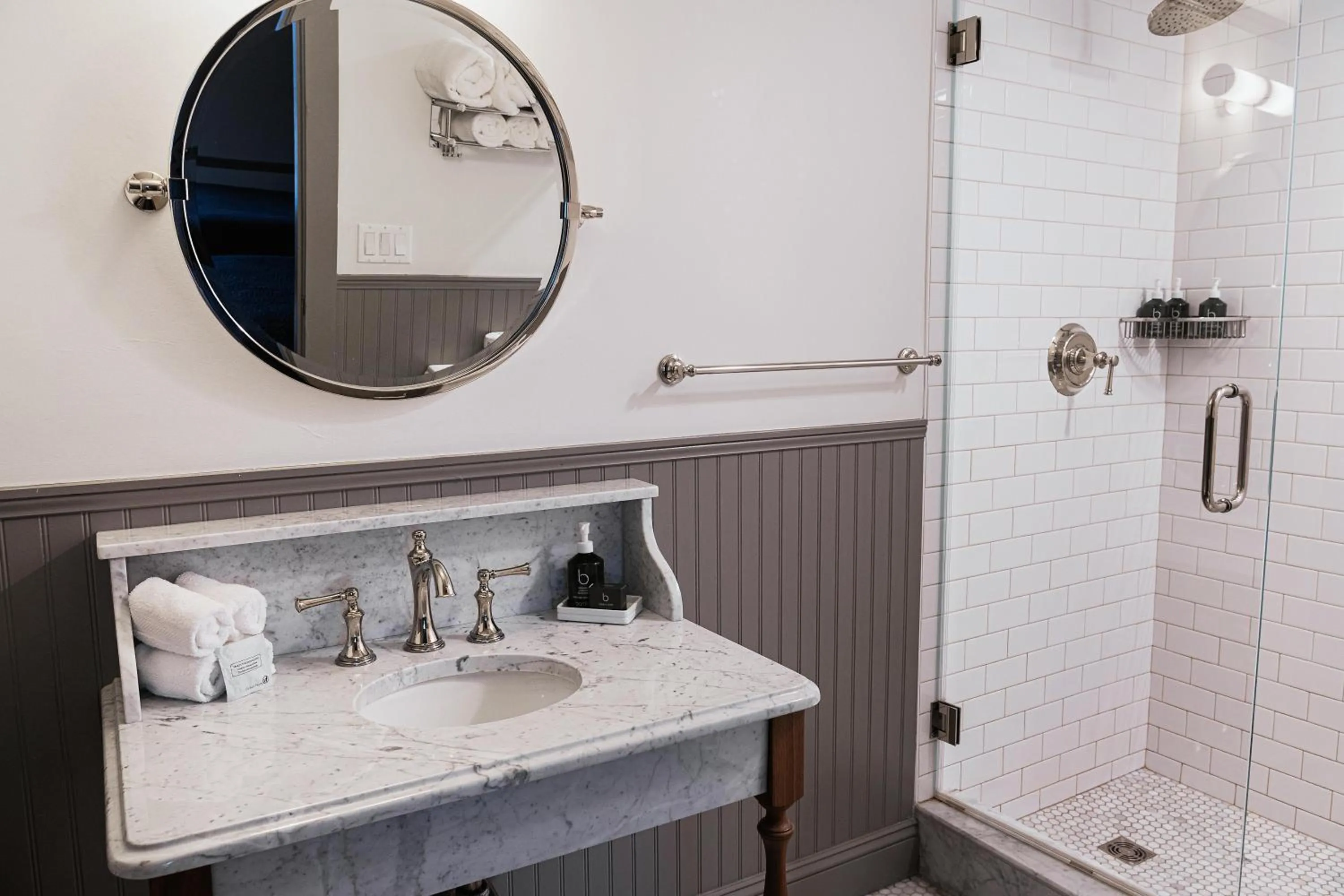 The Tamarack King Suite in Wylder Windham