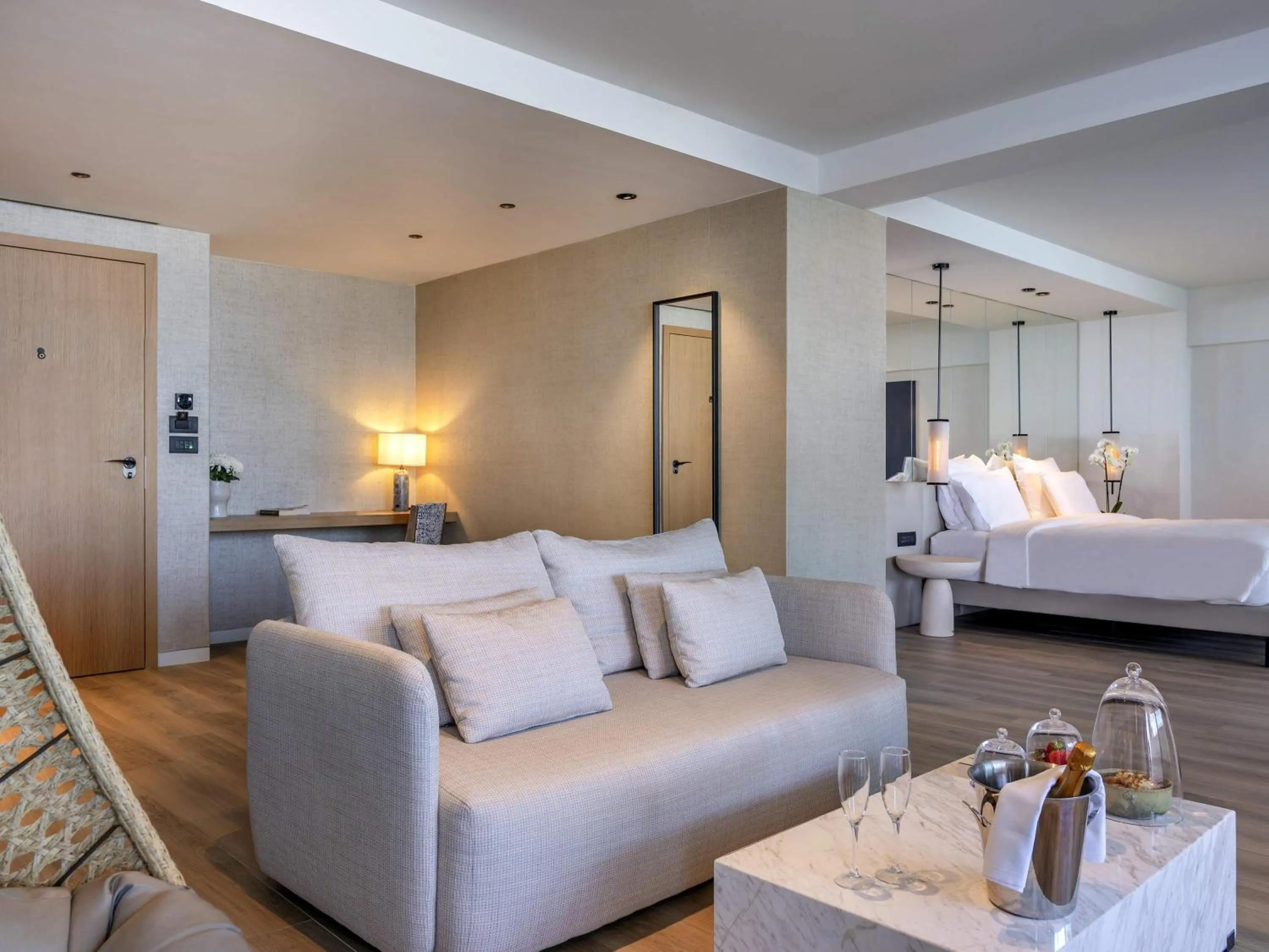 Escape Suite Grand Pool in NIKO Seaside Resort MGallery