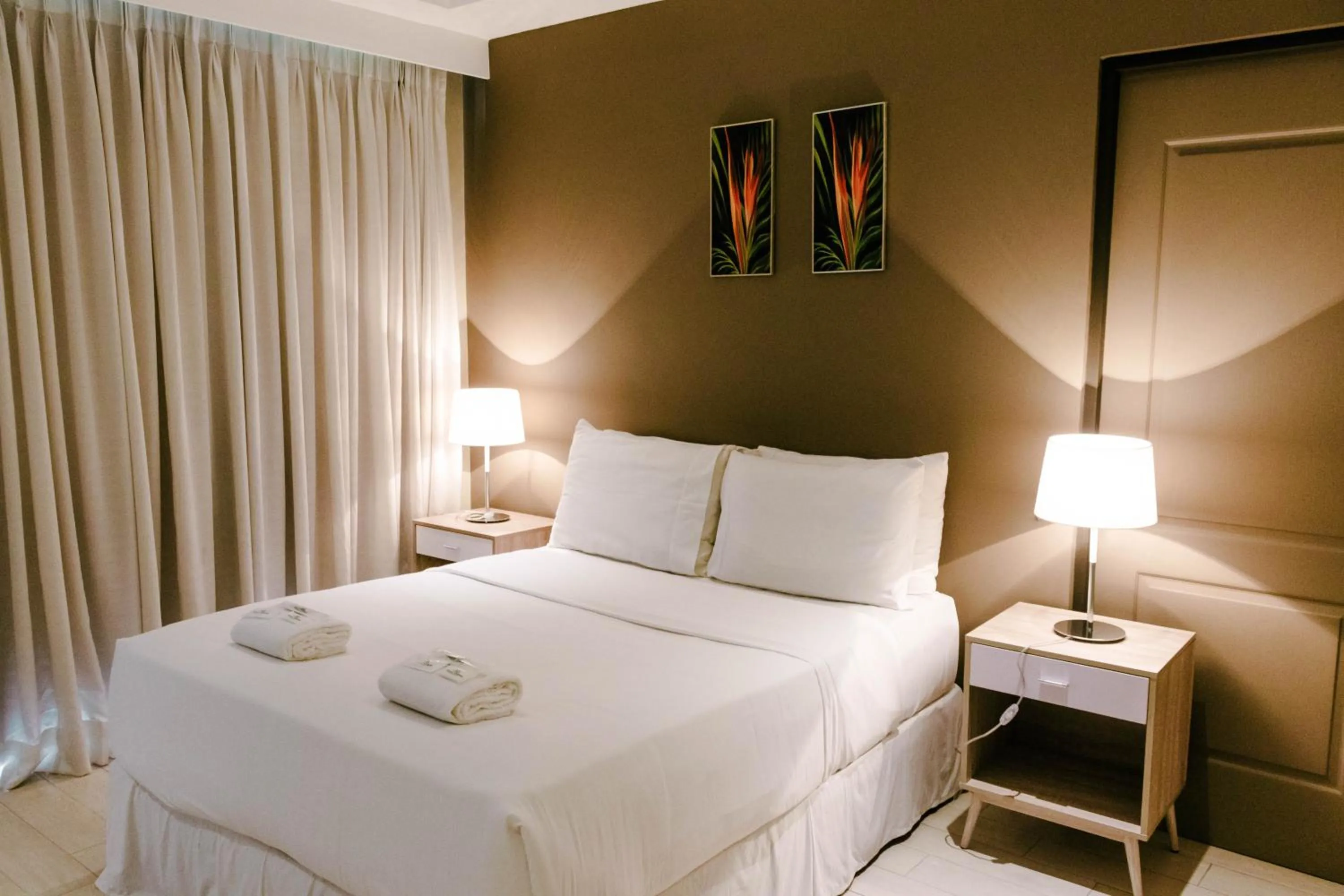 Queen Room in Villa Verde Guest House