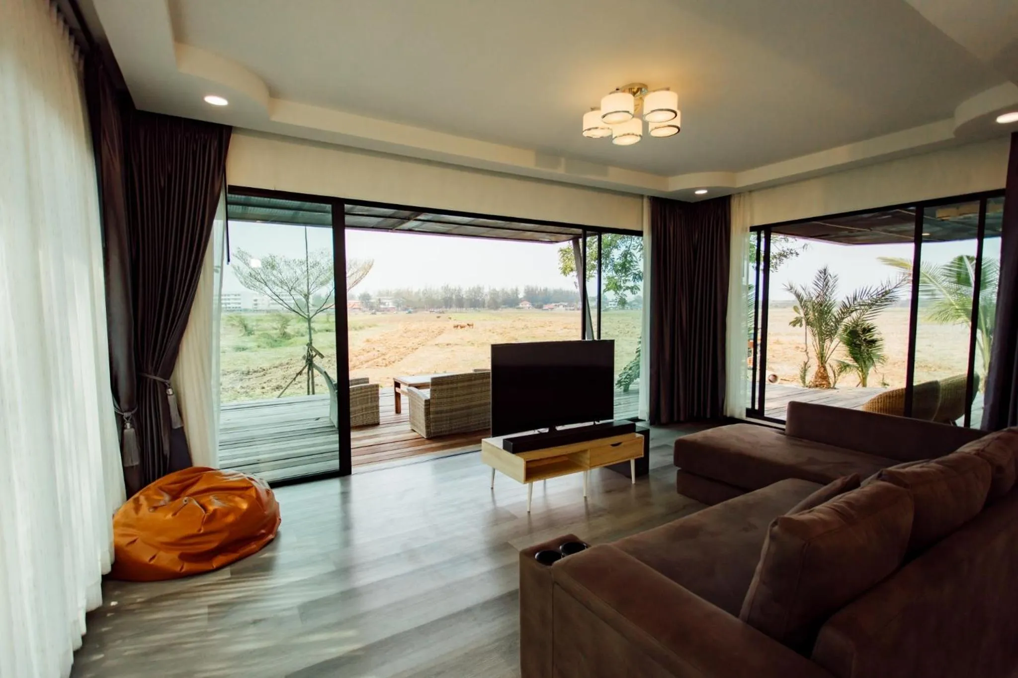 Suite with Balcony in KEPT Cabana เคปท์ คาบานา