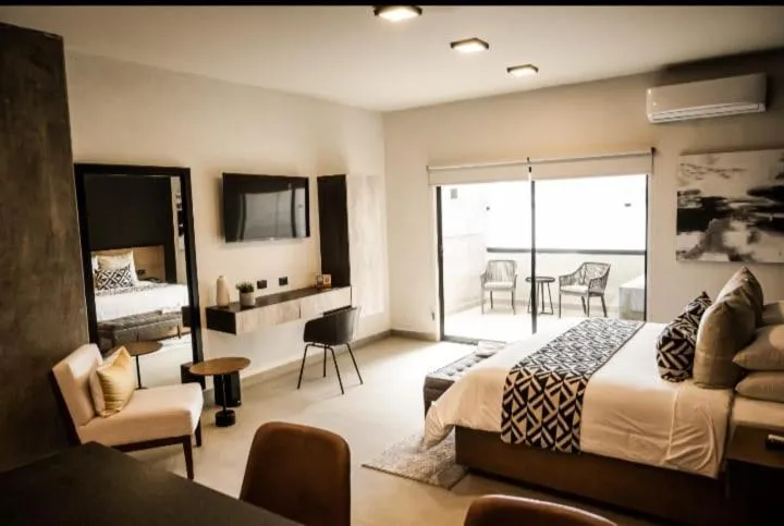 King Suite - Non-Smoking in Esplendor by Wyndham San Luis Potosi