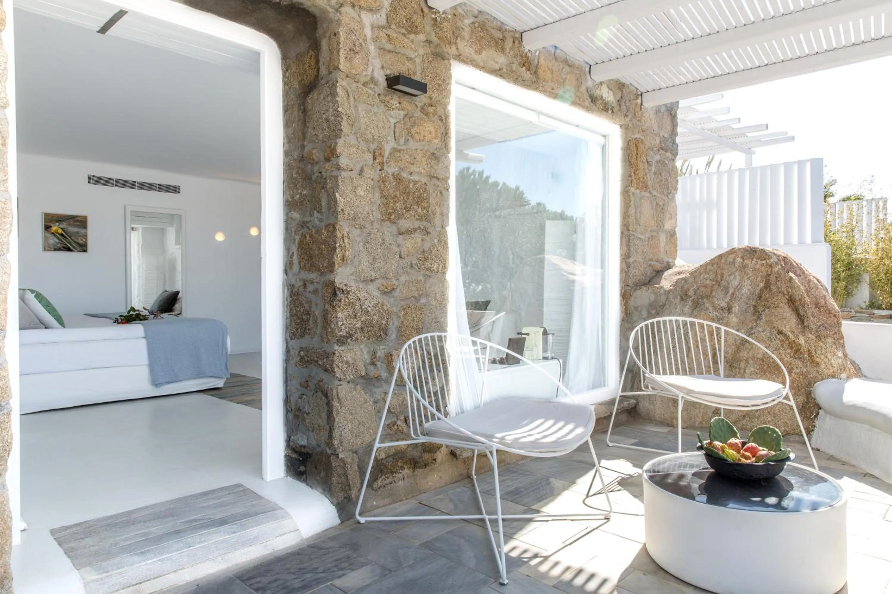 Deluxe Room (Mykonian)  in Ostraco Suites