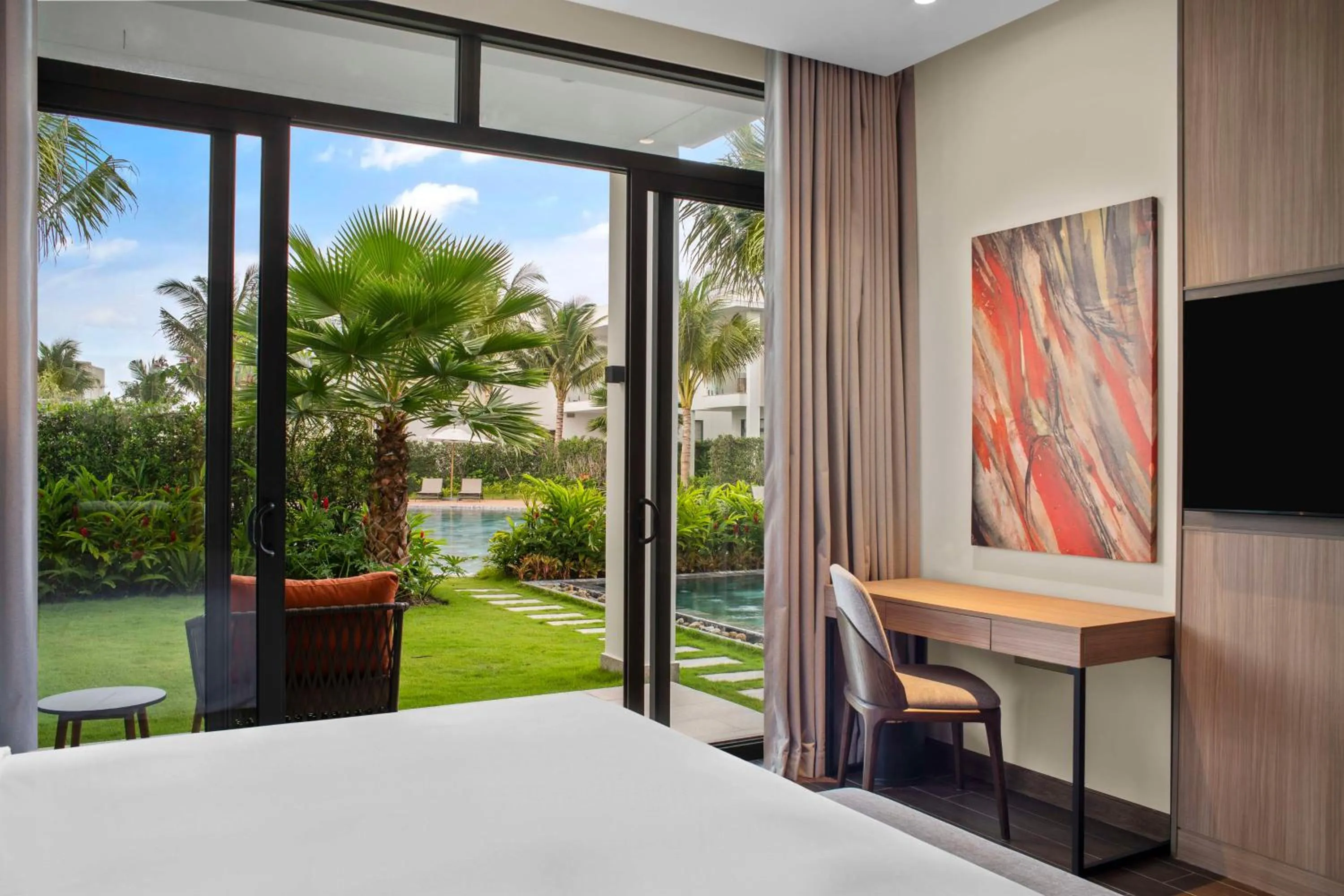 Three-Bedroom Villa with Private Pool and Outdoor Jacuzzi in Angsana Ho Tram