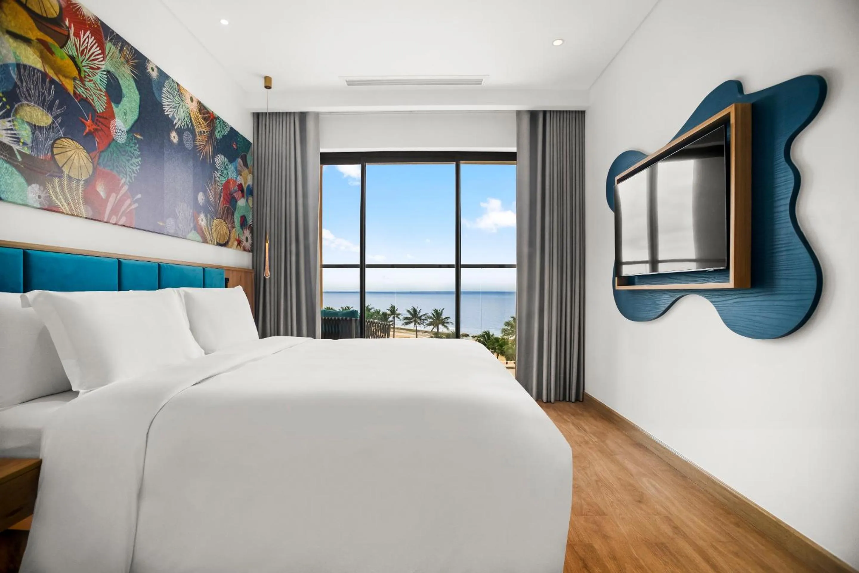 Classic King Room with Balcony and Sea View in Dhawa Ho Tram